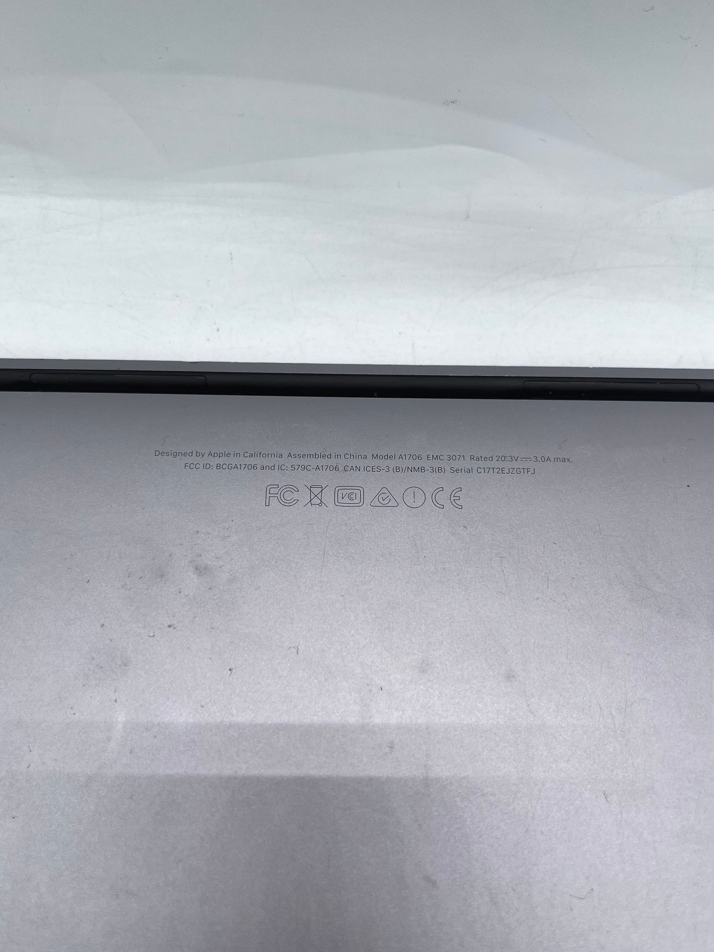 2016 Apple MacBook Pro A1706 13.3" Four Thunderbolt 3 Ports Space Gray NO POWER