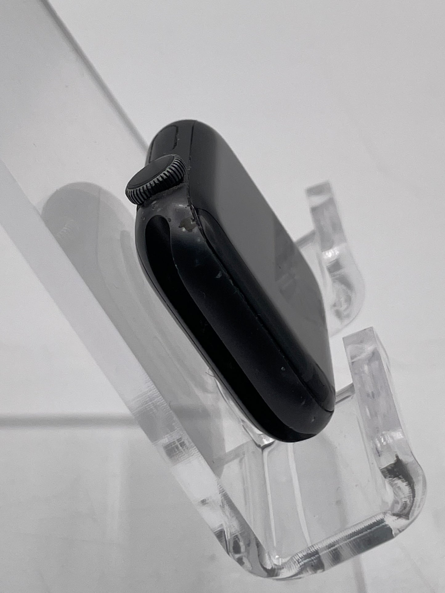 Apple Watch Series 5 40mm A2092 MWWQ2LL/A Space Gray Aluminium Case with Black Sport Band