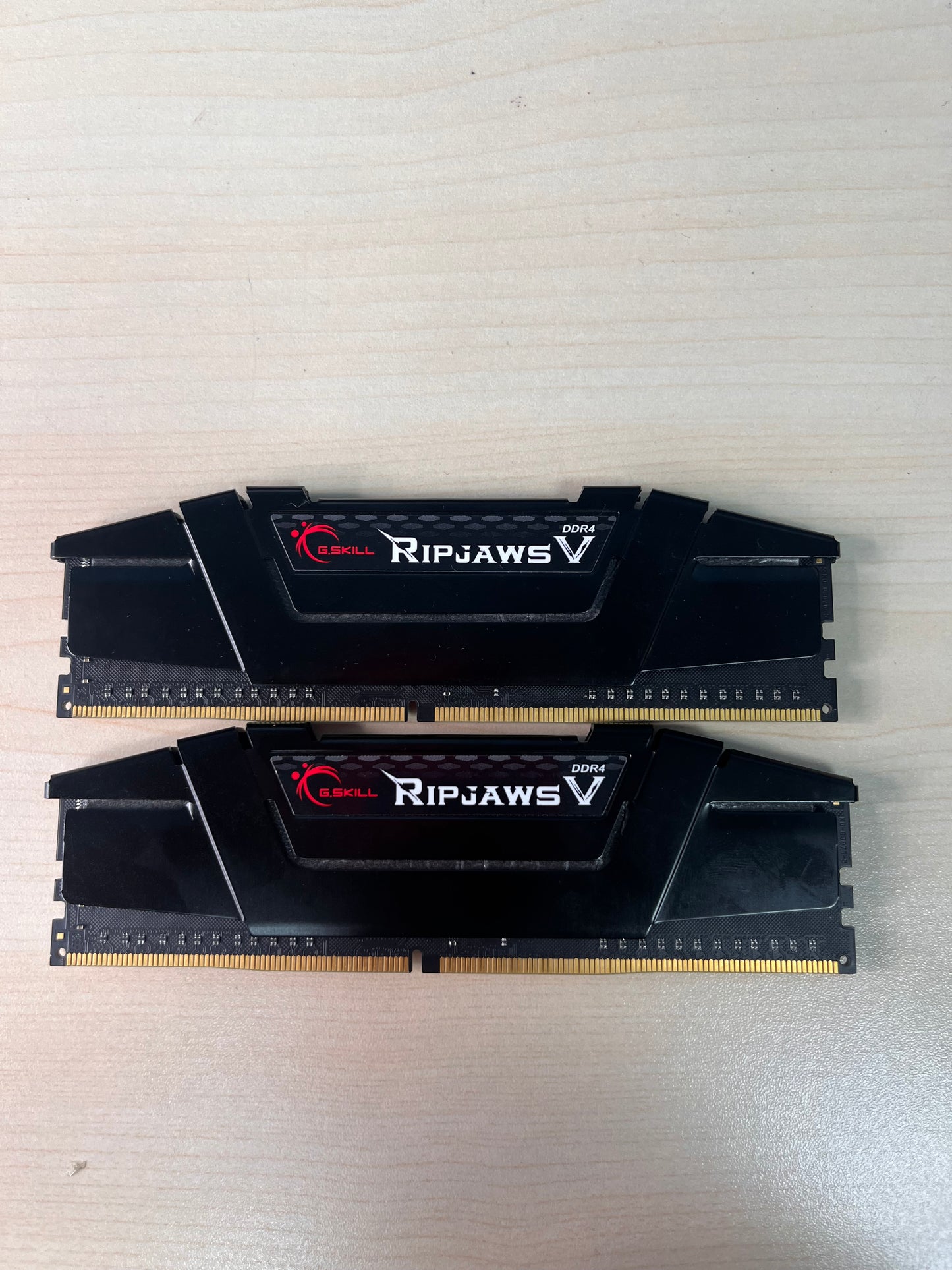 G.SKILL Ripjaws 16GB DDR4 3200MHz Desktop Memory Kit Black