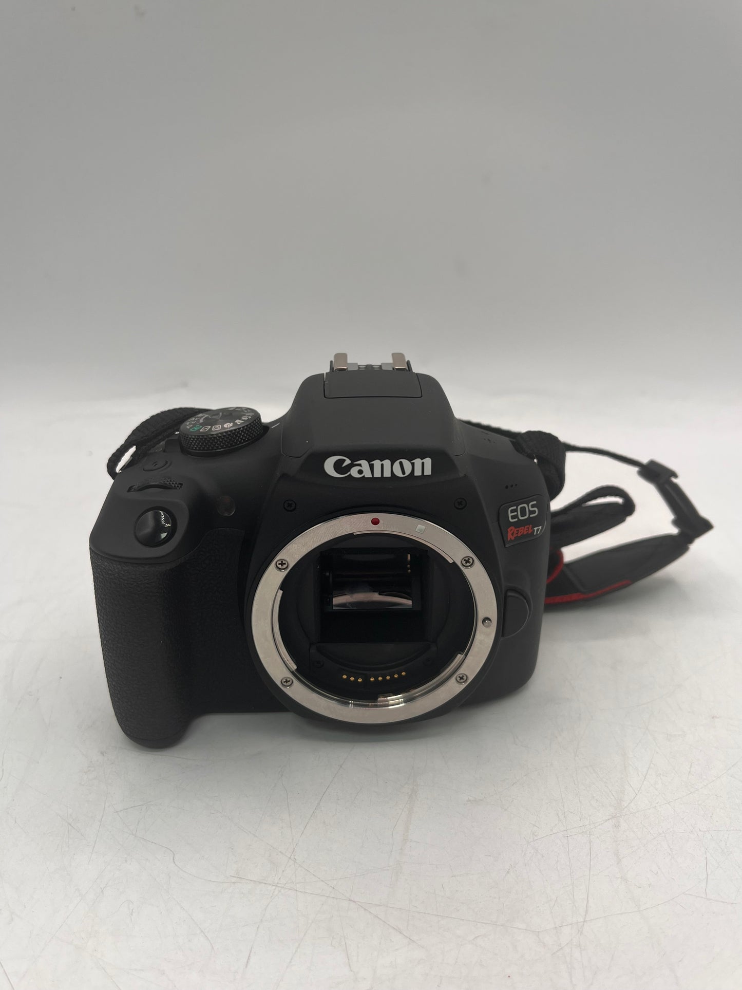 Canon EOS Rebel T7 24.1MP DSLR Camera with 18-55mm Excellent Condition Free Shipping