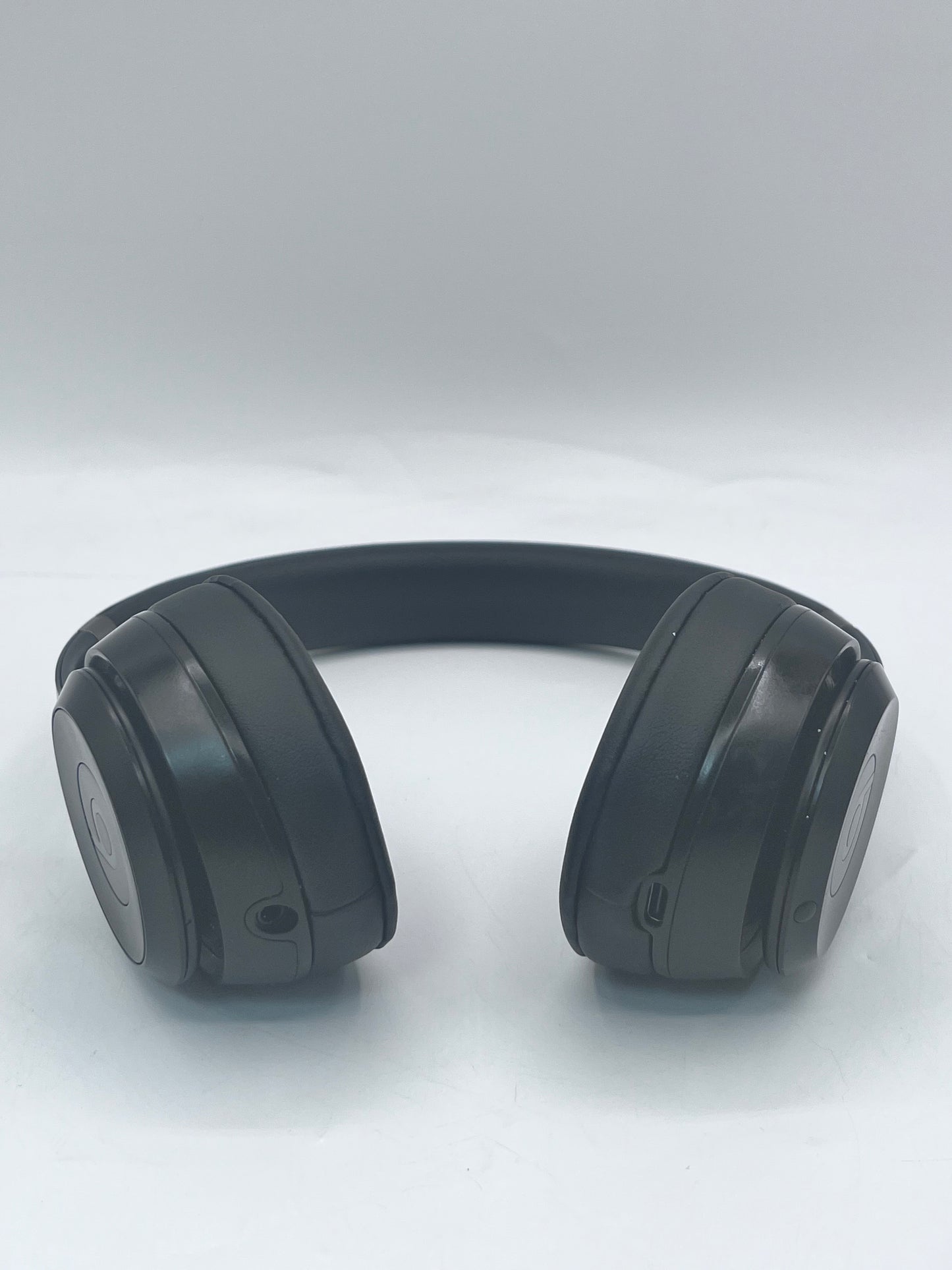 Beats Solo 4 True Wireless On-Ear Headphones - Black