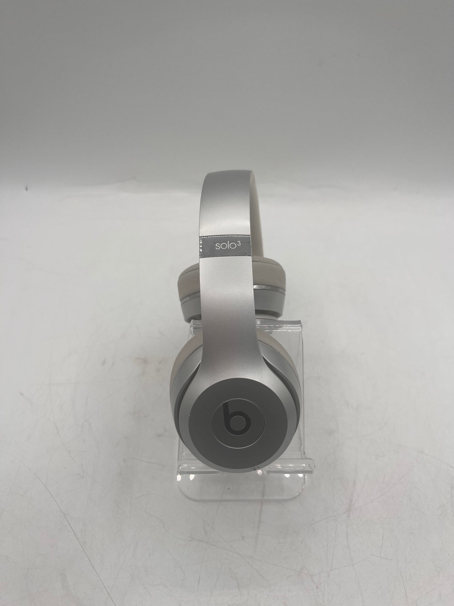 Beats Solo3 Wireless Bluetooth Over-Ear Headphones - Silver (MT293LL/A)