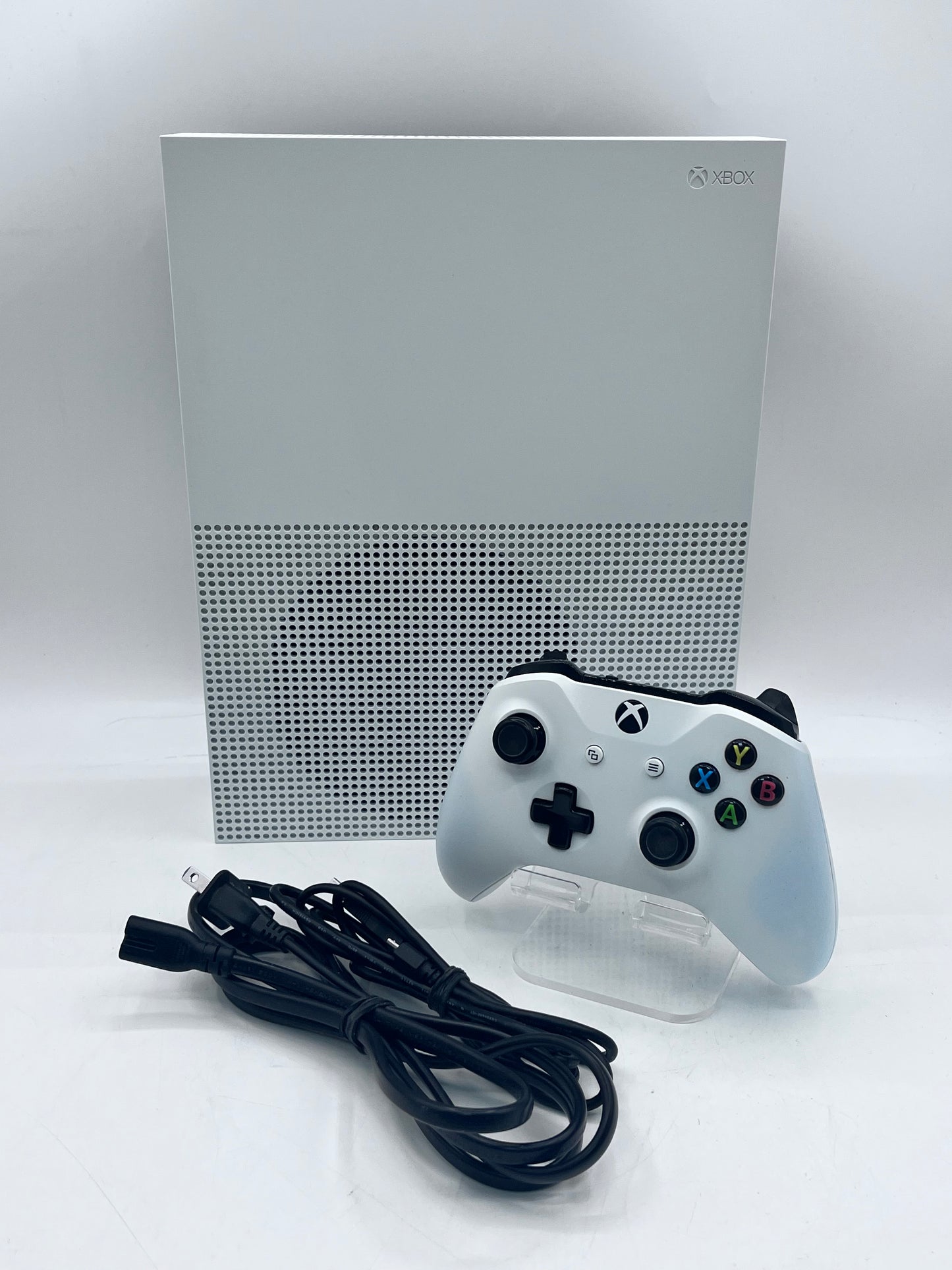 Microsoft Xbox One S 1TB Model 1681 Video Game Console w/ wires and Controller