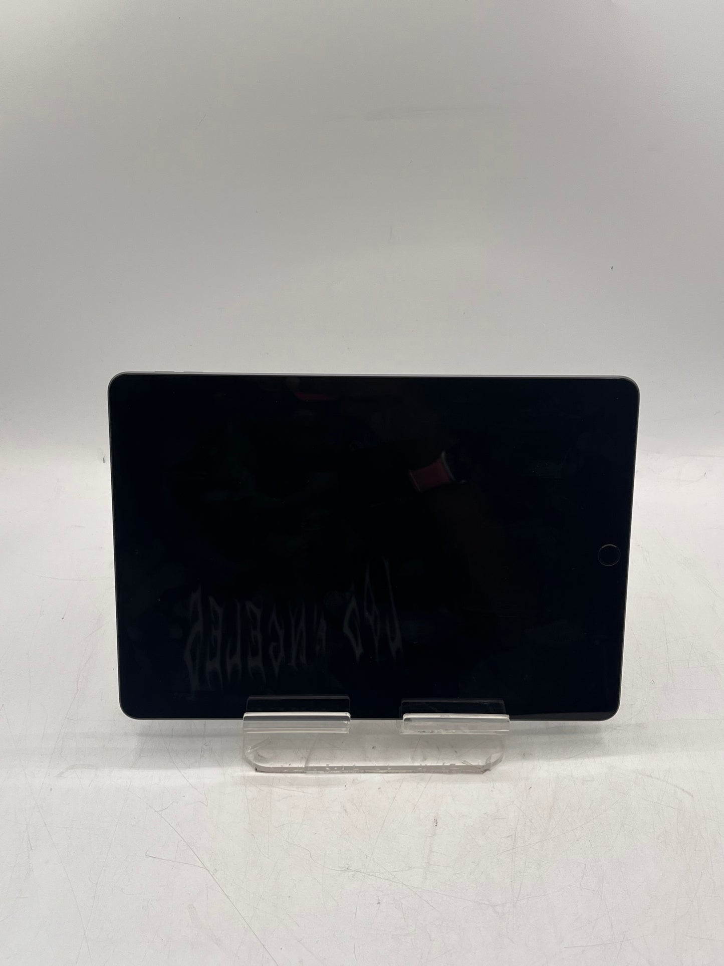 Apple iPad (8th Gen) A2270 2020 128GB Wi-Fi Only Tablet - Black