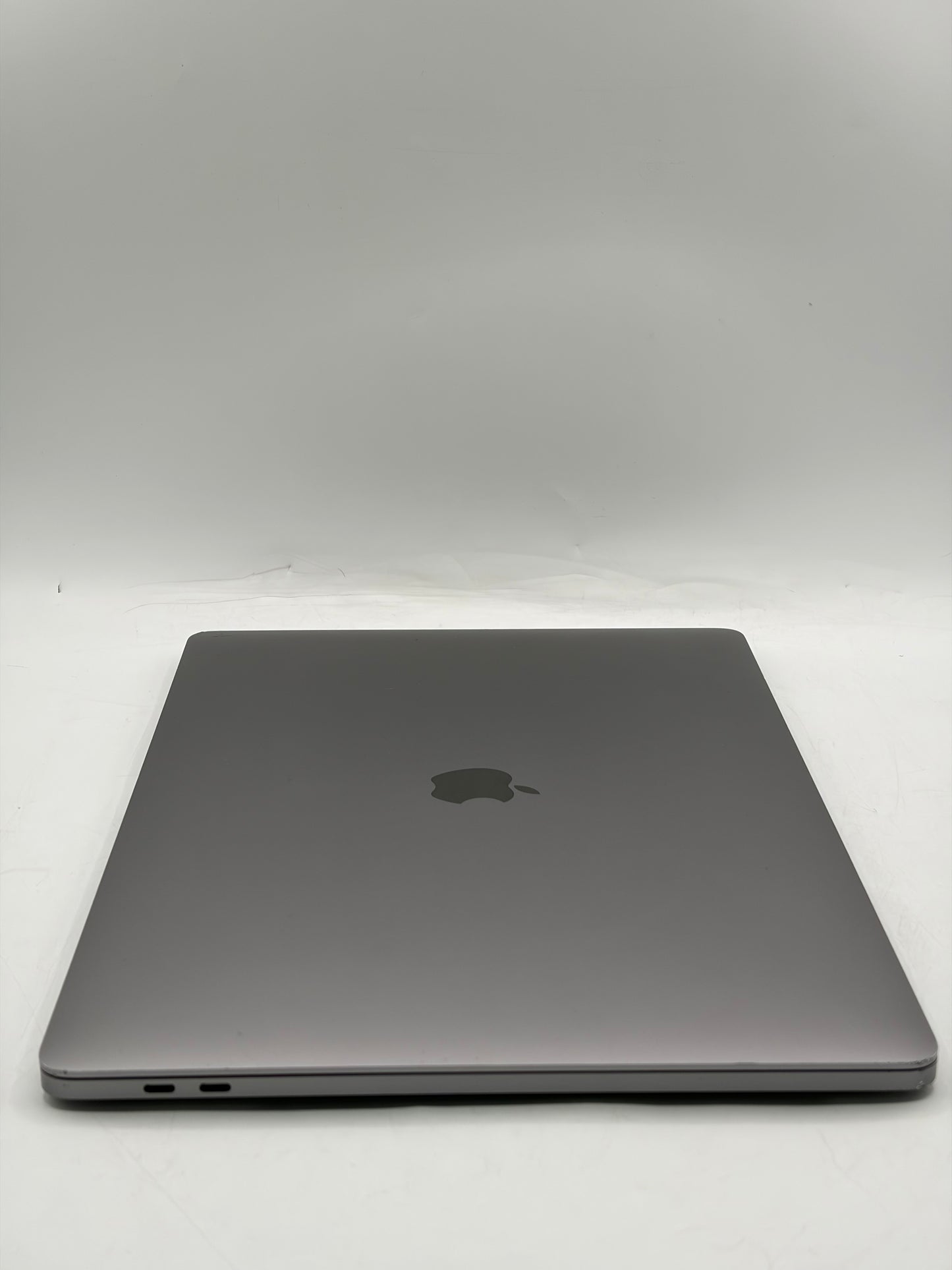 2019 Apple MacBook Pro 16" A2141 2.3GHz Core i9 16GB RAM 512GB SSD Space Gray