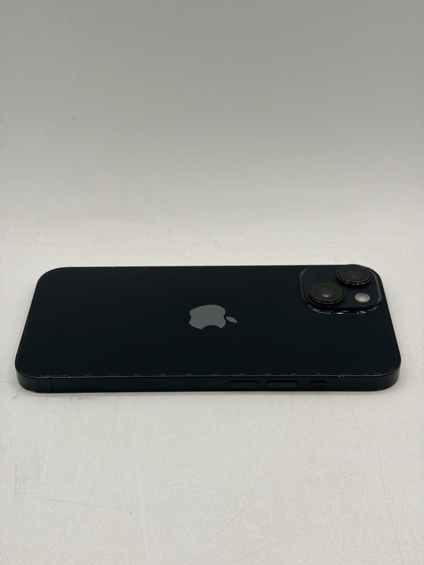 Unlocked Apple iPhone 14 128GB Black A2649 MPUA3LL/A Free Shipping