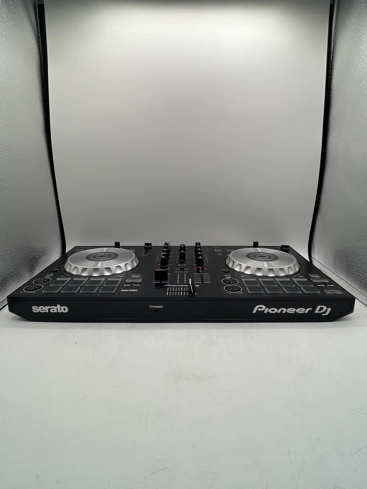 Pioneer DDJ-SB3 - Professional DJ Controller for Serato - Black