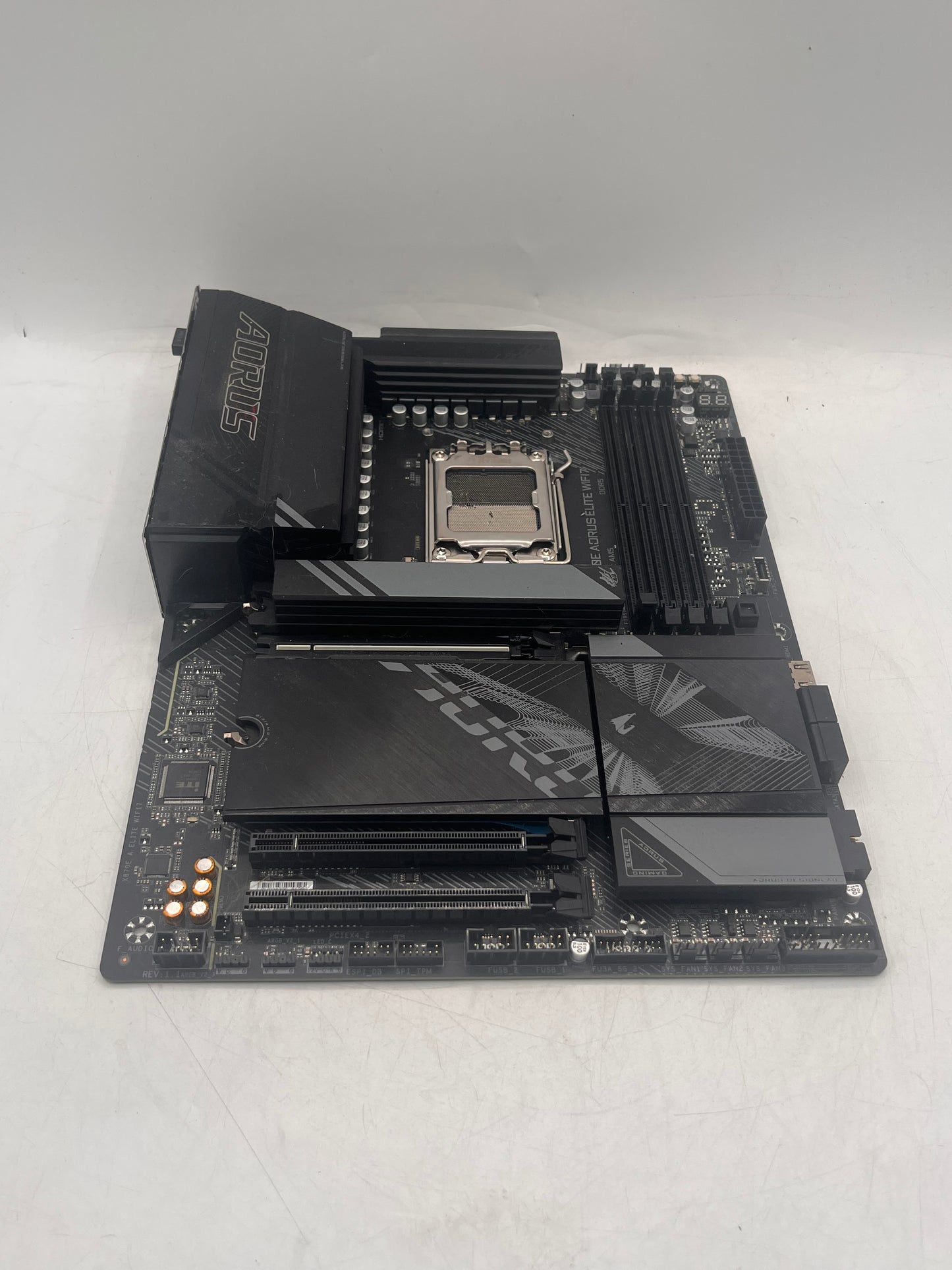 Gigabyte X870E AORUS ELITE WIFI7 AM5 ATX AMD DDR5 Motherboard - Black