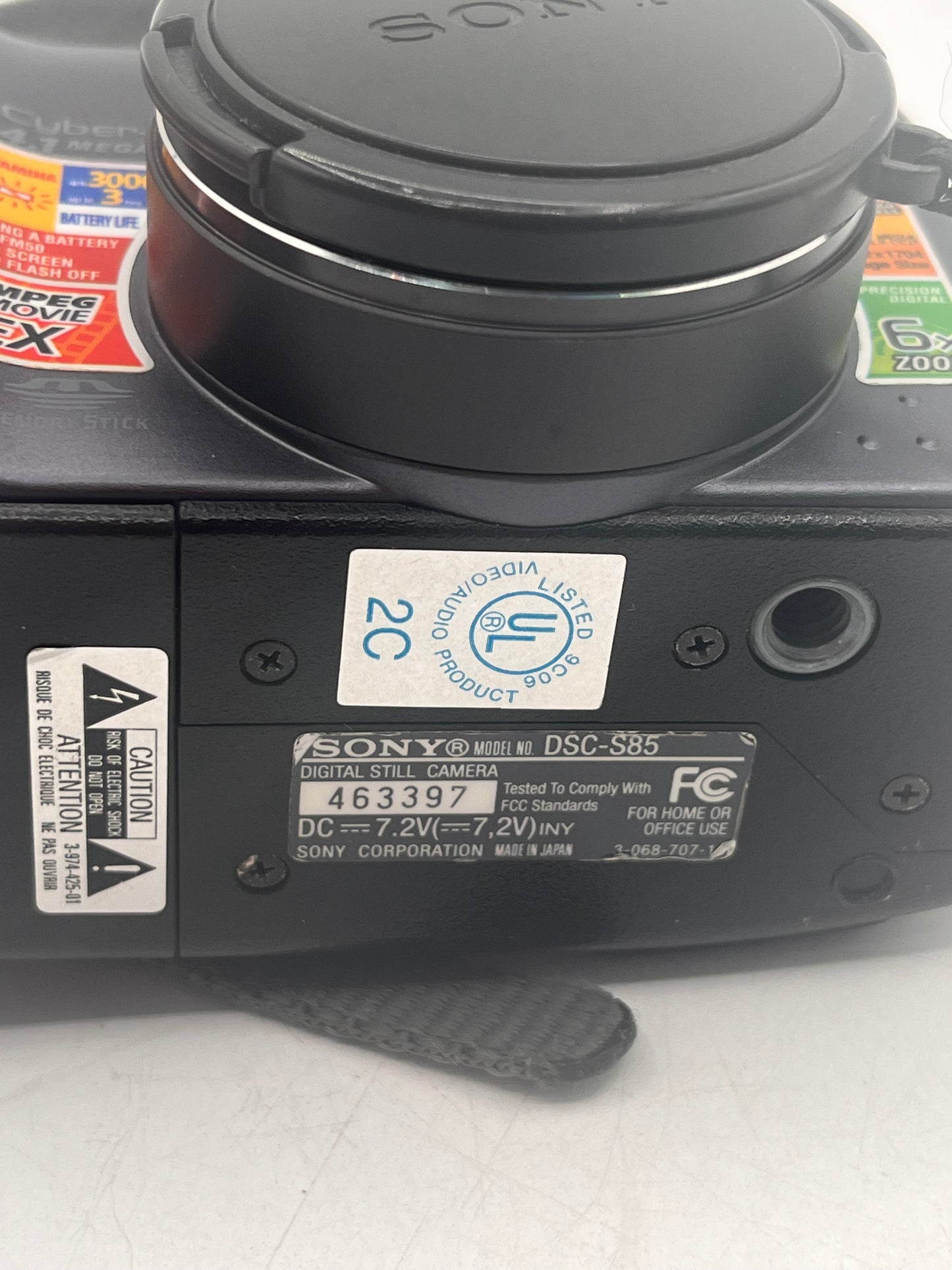 Sony Cybershot DSC-S85 4.1MP Digital Camera - Blue