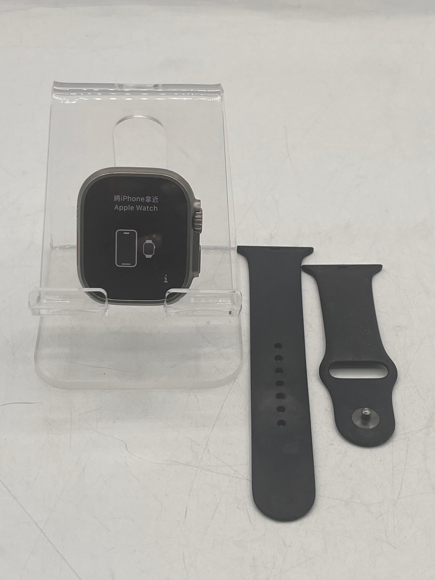 Unlocked Apple Watch Ultra 2 A2986 49mm GPS + Cellular Titanium 99% Battery Health