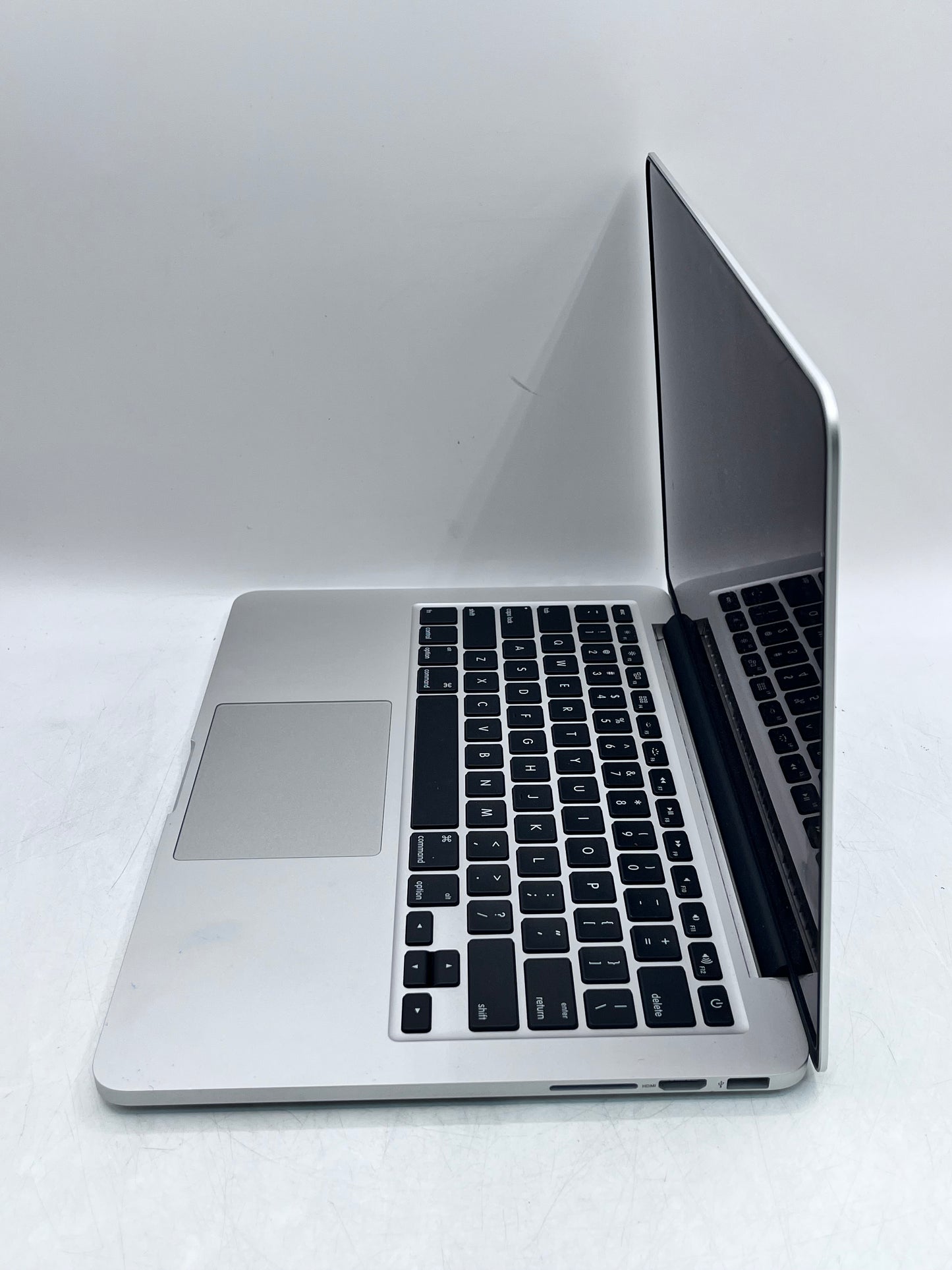 MacBook Pro Retina 13" A1425 2012 2.5ghz Intel i5 8GB 128GB - Silver 5 CYCLE COUNT