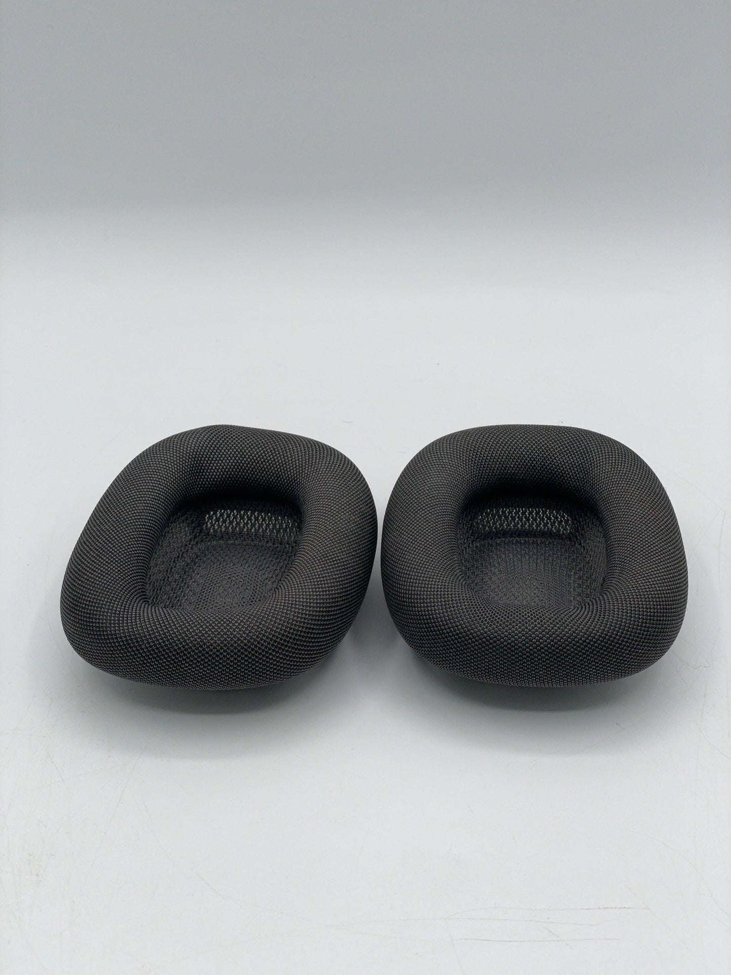 Apple AirPods Max Wireless Over-Ear Headphone Space Grey A2096