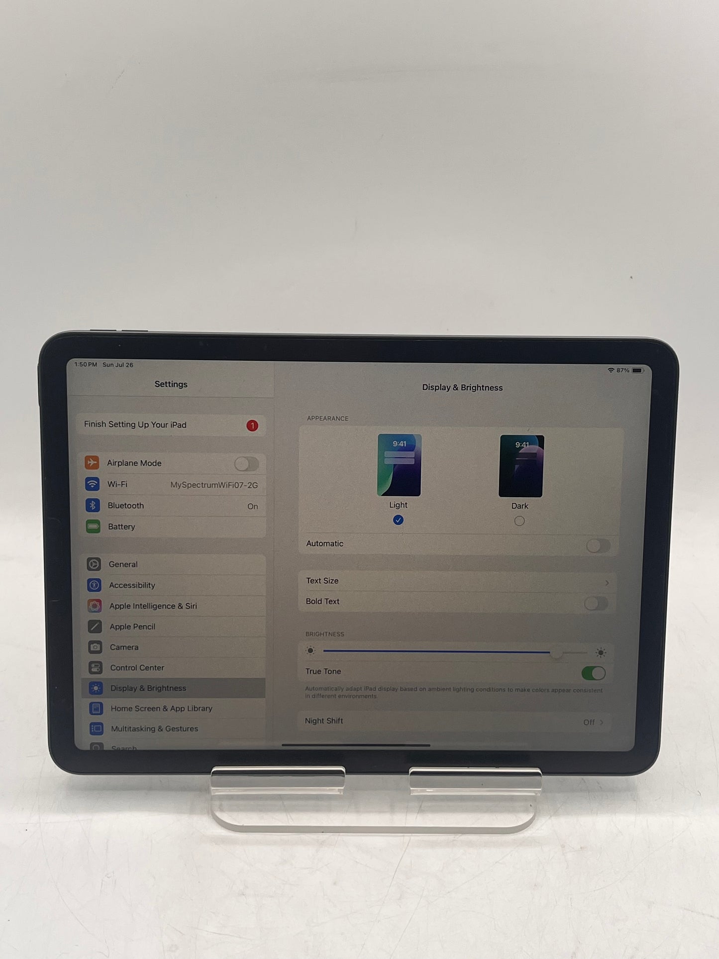 Apple iPad Air 5th Gen A2588 MM9L3LL/A 256GB Wi‑Fi Only Tablet Silver