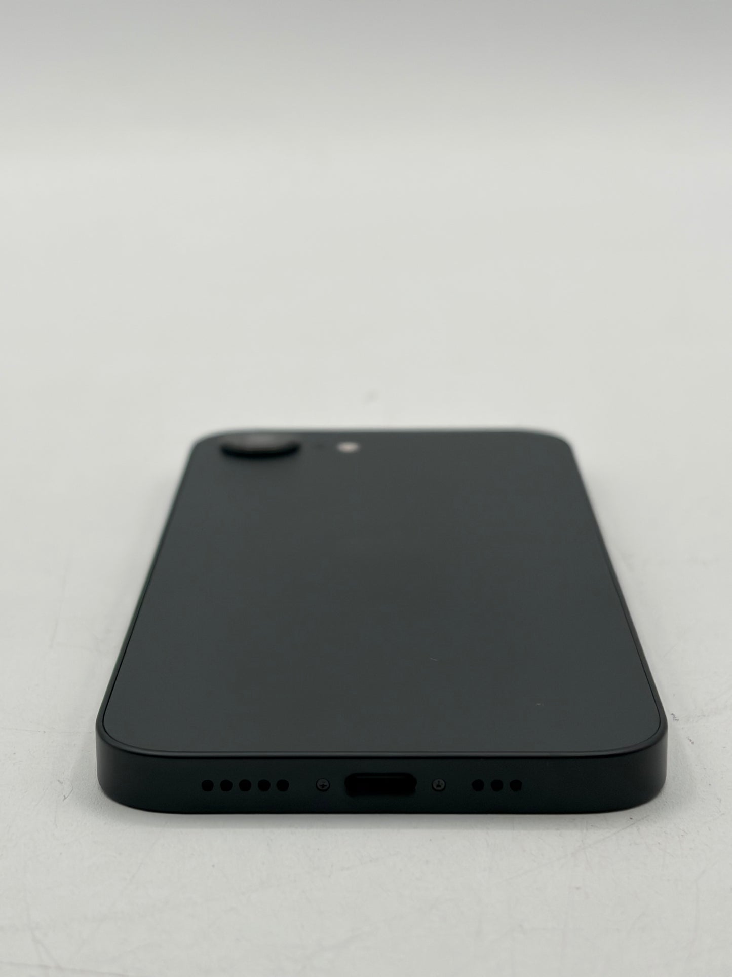 Verizon Only Apple iPhone 17e 256GB A3575 MHRN4LL/A Black 100% Battery Near Mint