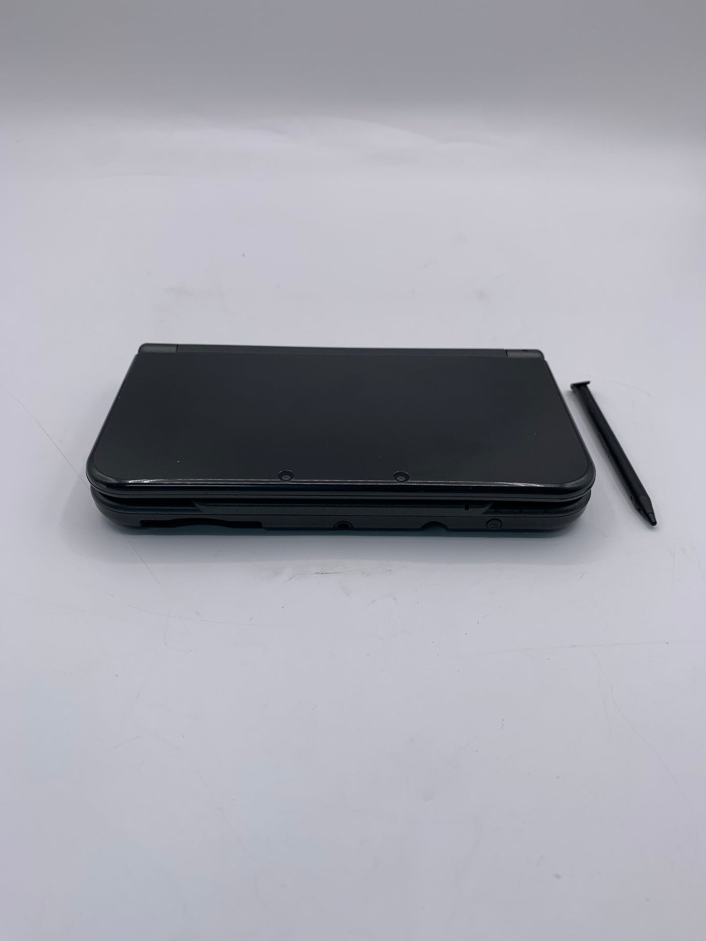 Nintendo New 3DS XL (KTR-001) 2014 Video Game System