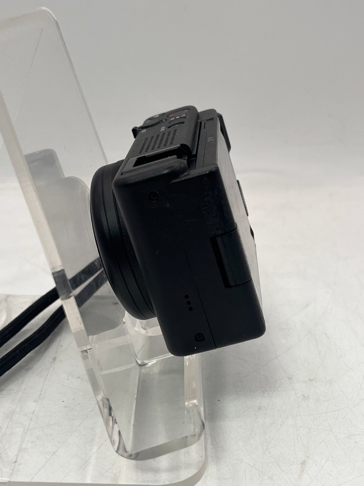 Sony ZV-1F 20.1MP Vlogging Camera Black READ Free Shipping