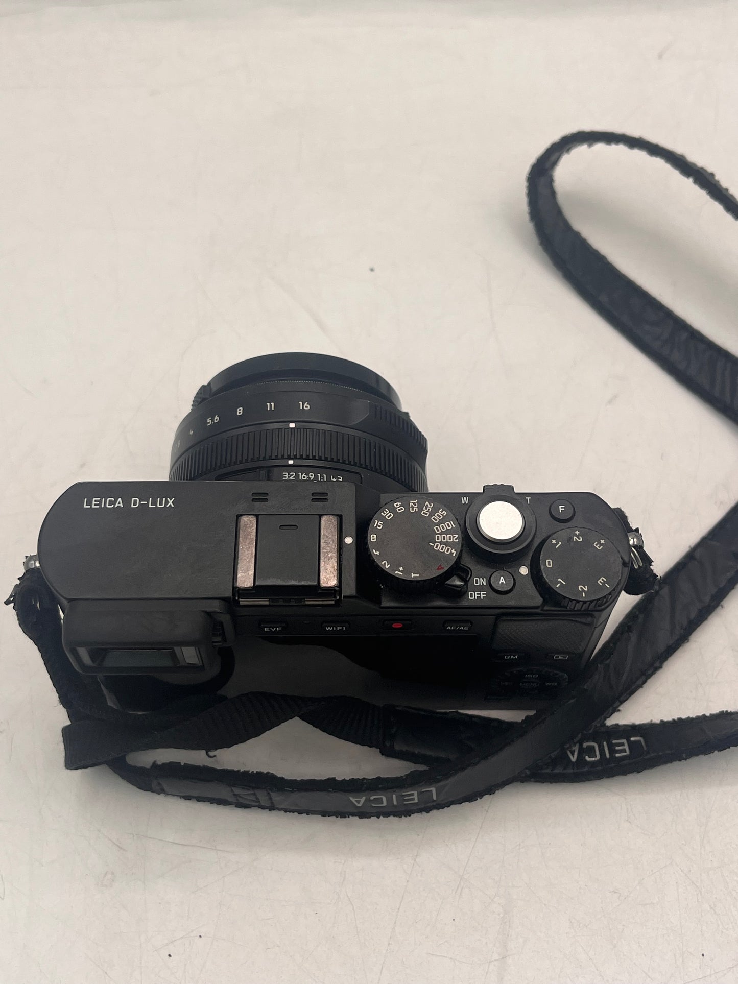 Leica D-LUX (Typ 109) 12.8MP Digital Camera Black