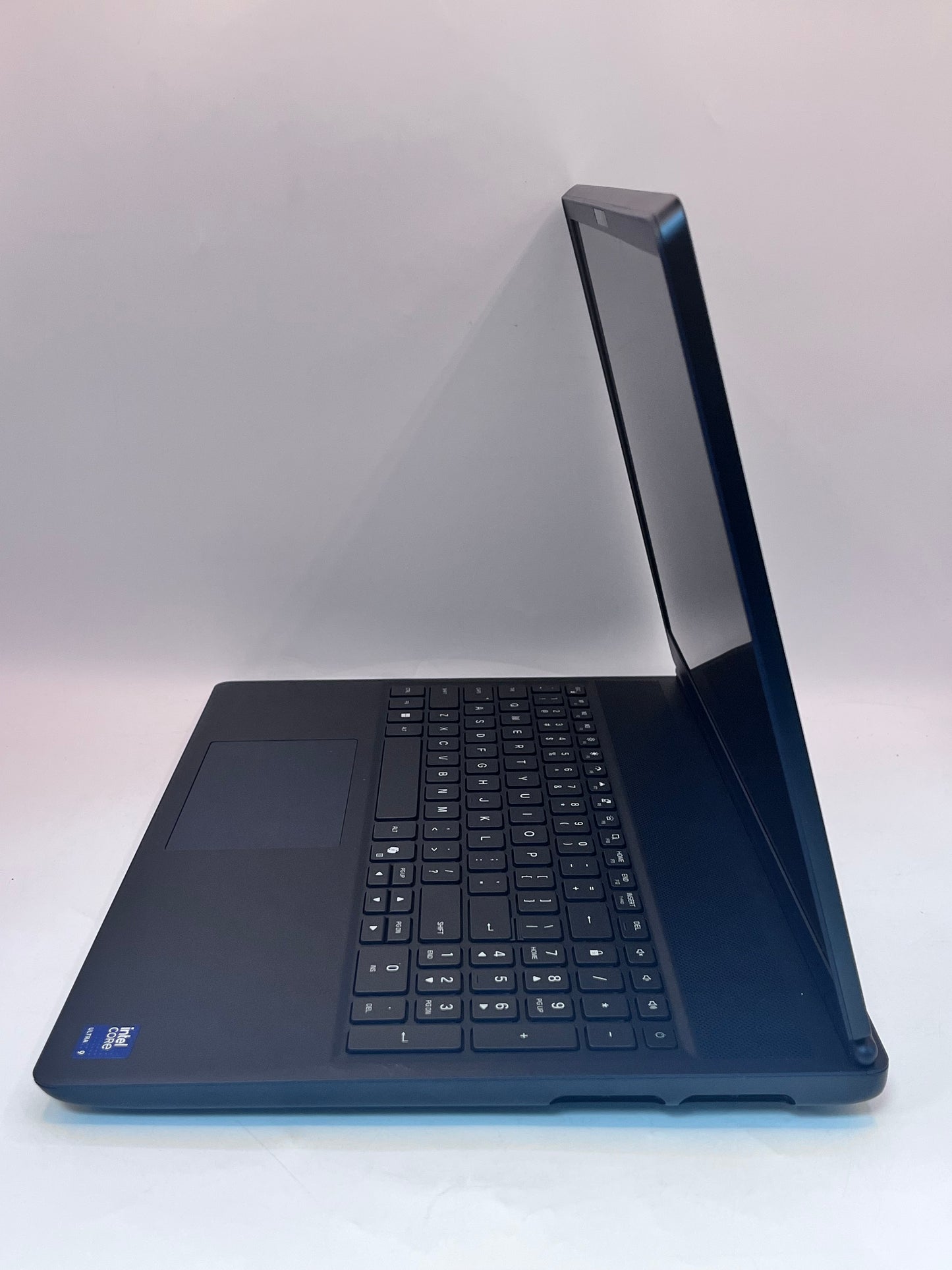 Dell Alienware 16X Aurora Ultra 9 275HX 32GB 1TB SSD RTX 5060 Intel AI Boost