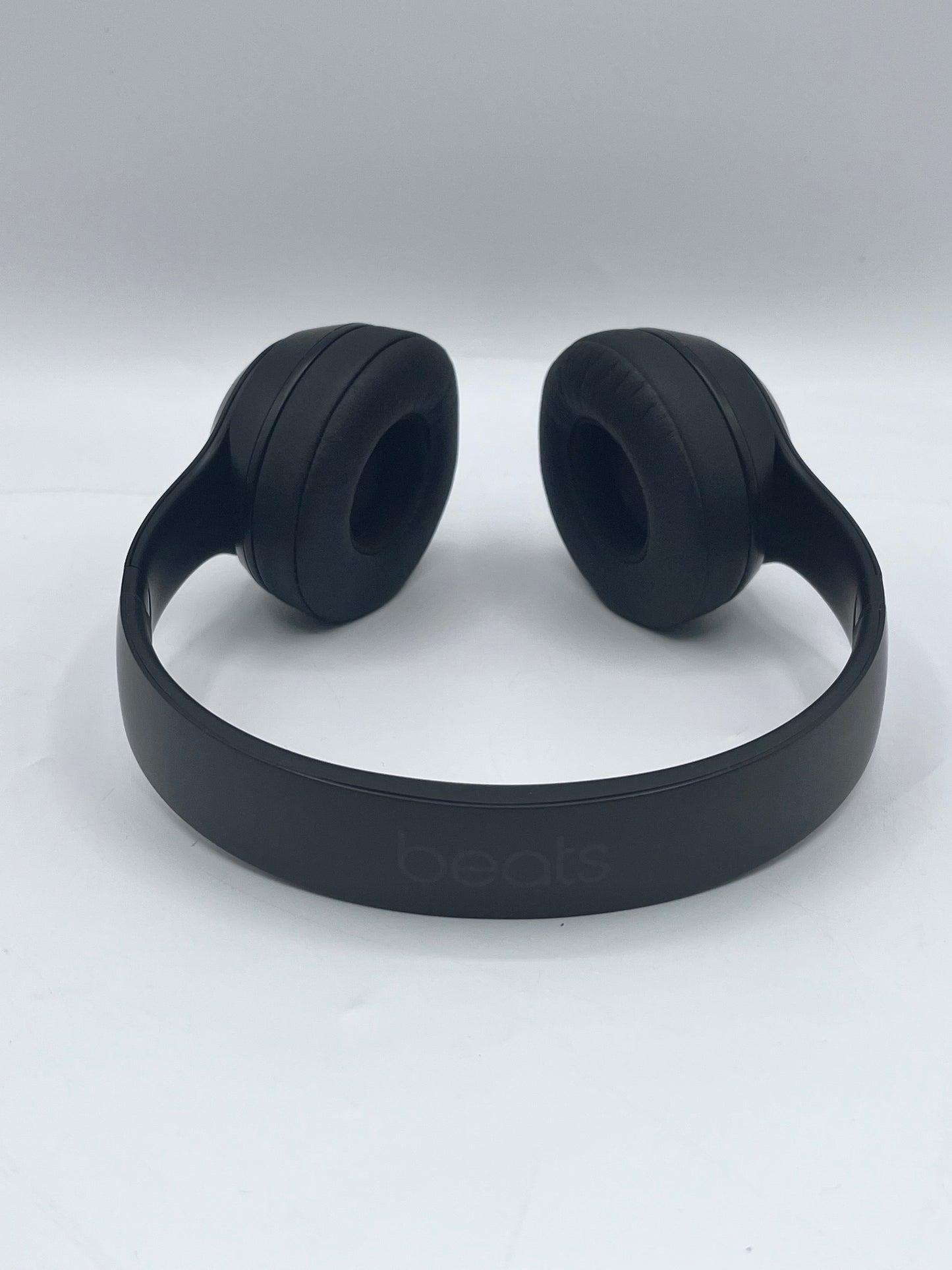 Beats by Dr. Dre Beats Solo 3 Wireless Bluetooth Headphones Matte Black