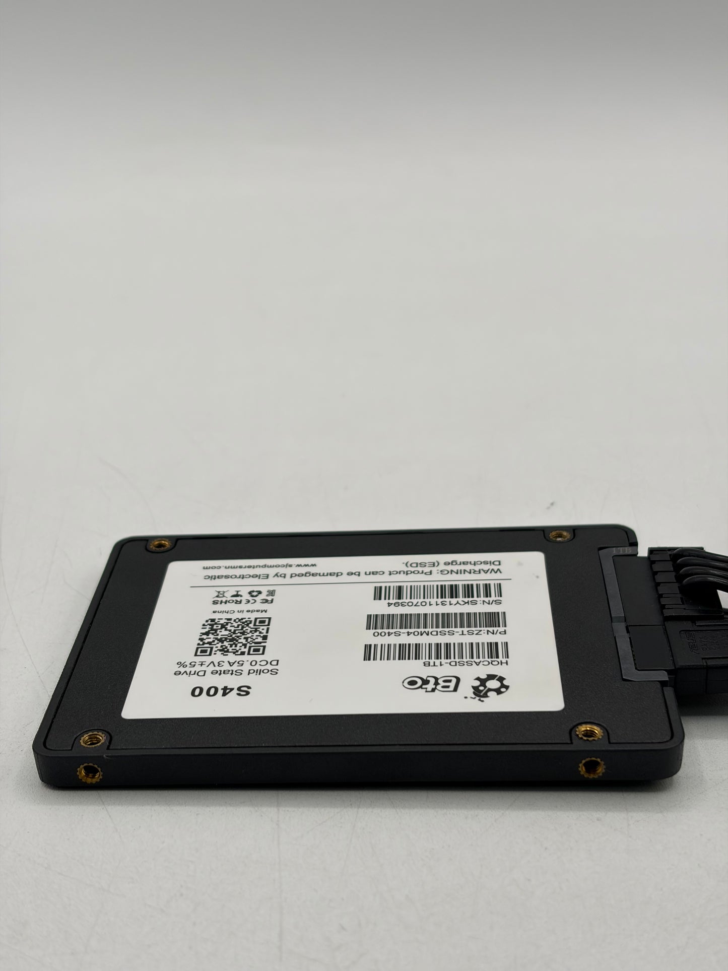 BTO S400 HQCASSD-1TB 1TB SATA III 2.5" Solid State Drive Black