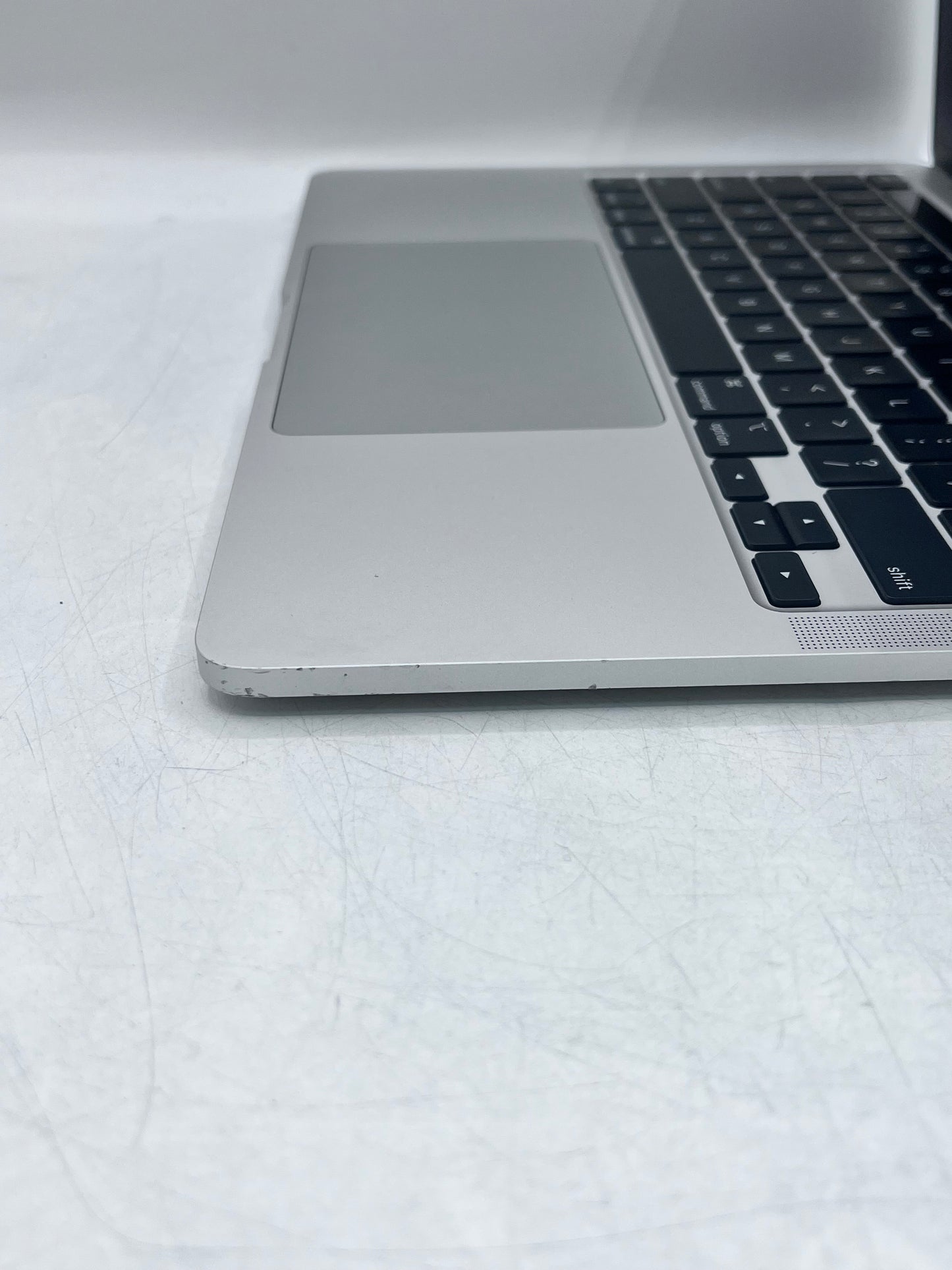 Apple MacBook Pro 13 in 2020 Space Gray M1 256 GB 8 GB - (For Parts Only) As-is