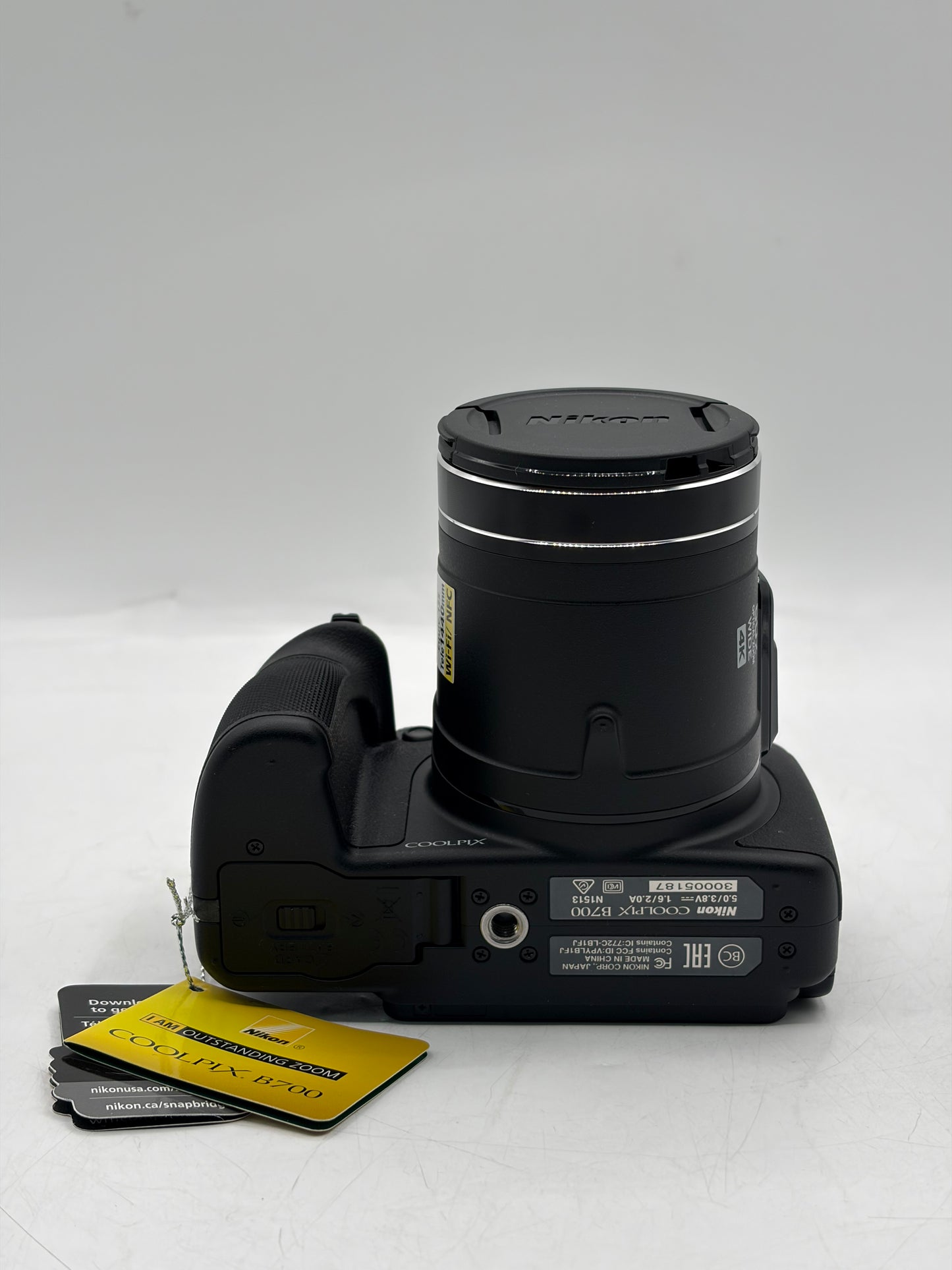 Nikon Coolpix B700 20.2MP Black Digital Camera with 4.3-258mm F/3.3-6.5 Lens