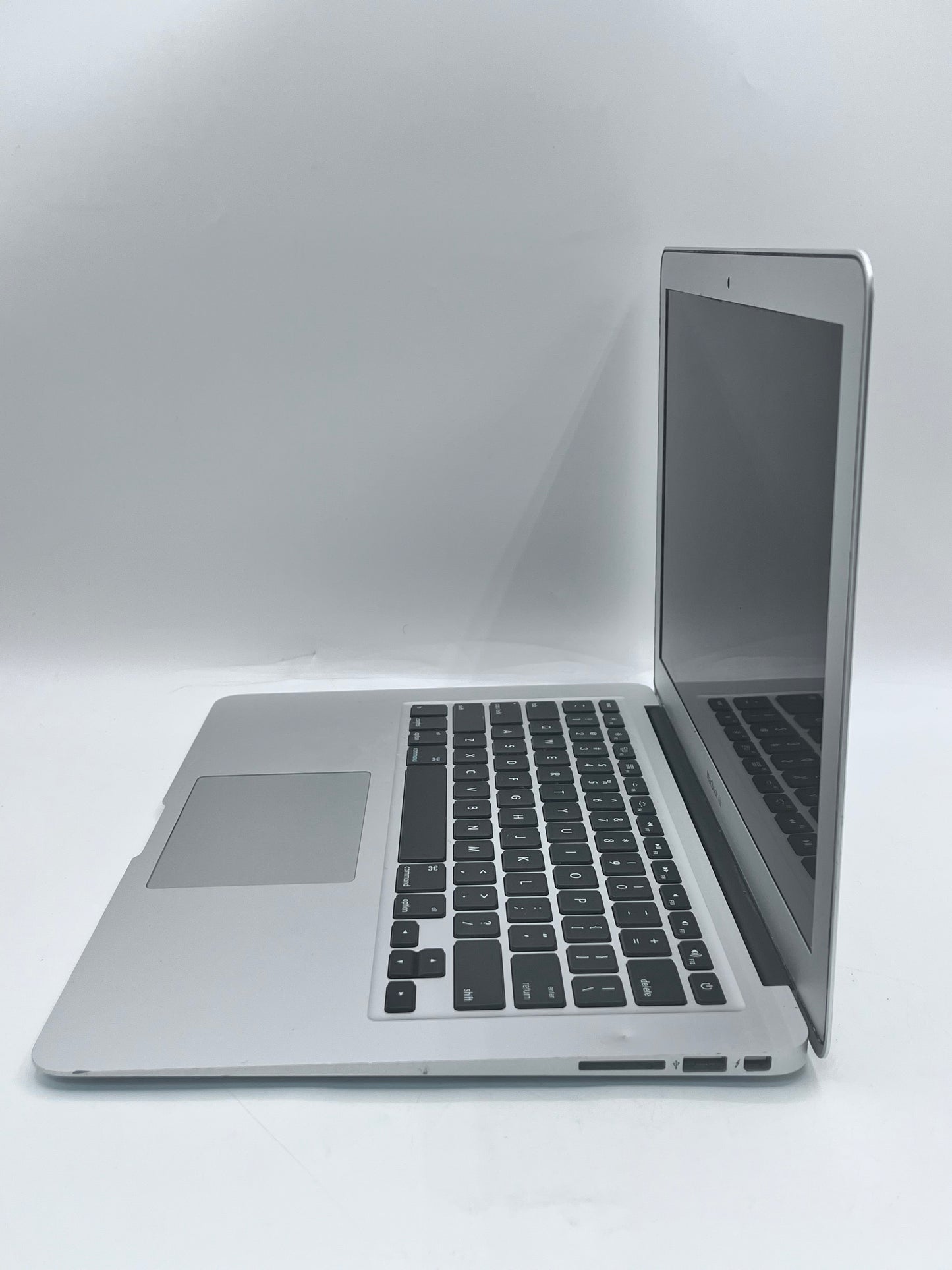 Apple MacBook Air 13" A1466 2014 128GB 4GB - Silver