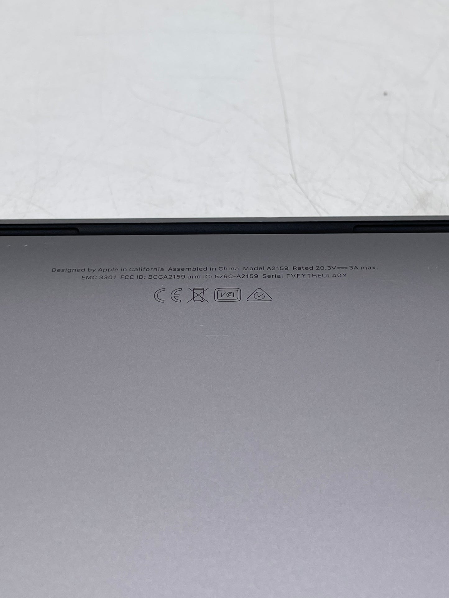 Apple MacBook Pro 13” 2019 A2159 - i5 8GB 128GB - Space Gray with Touch Bar