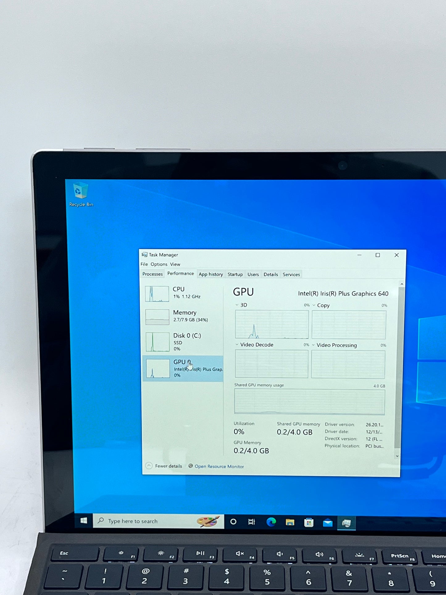 Microsoft Surface Pro 1796 12.3" Core i7-7660U 2.5GHz 8GB RAM 256GB