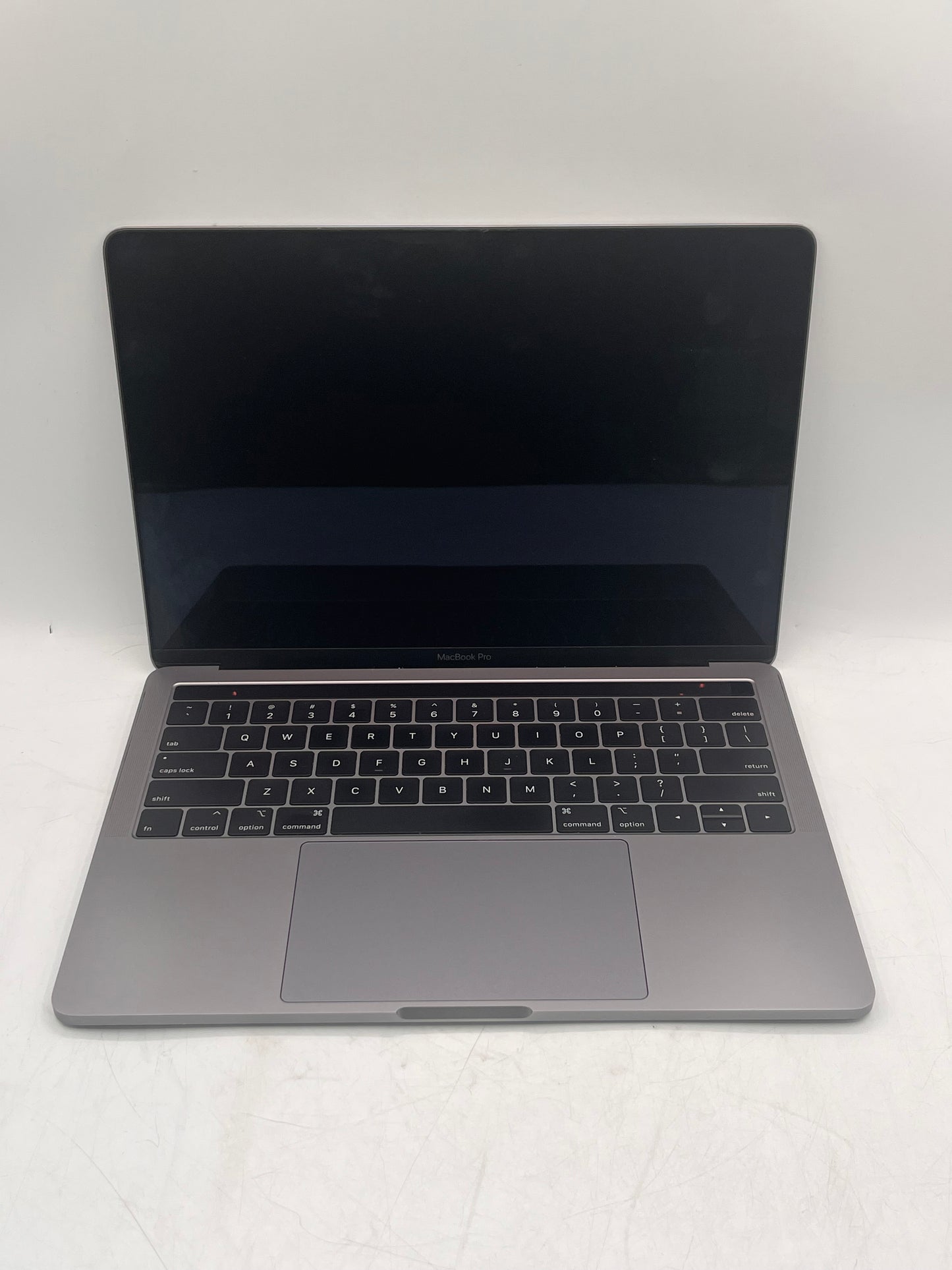 Apple MacBook Pro 13" A1989 2019 Core i5 16GB 256GB Space Gray
