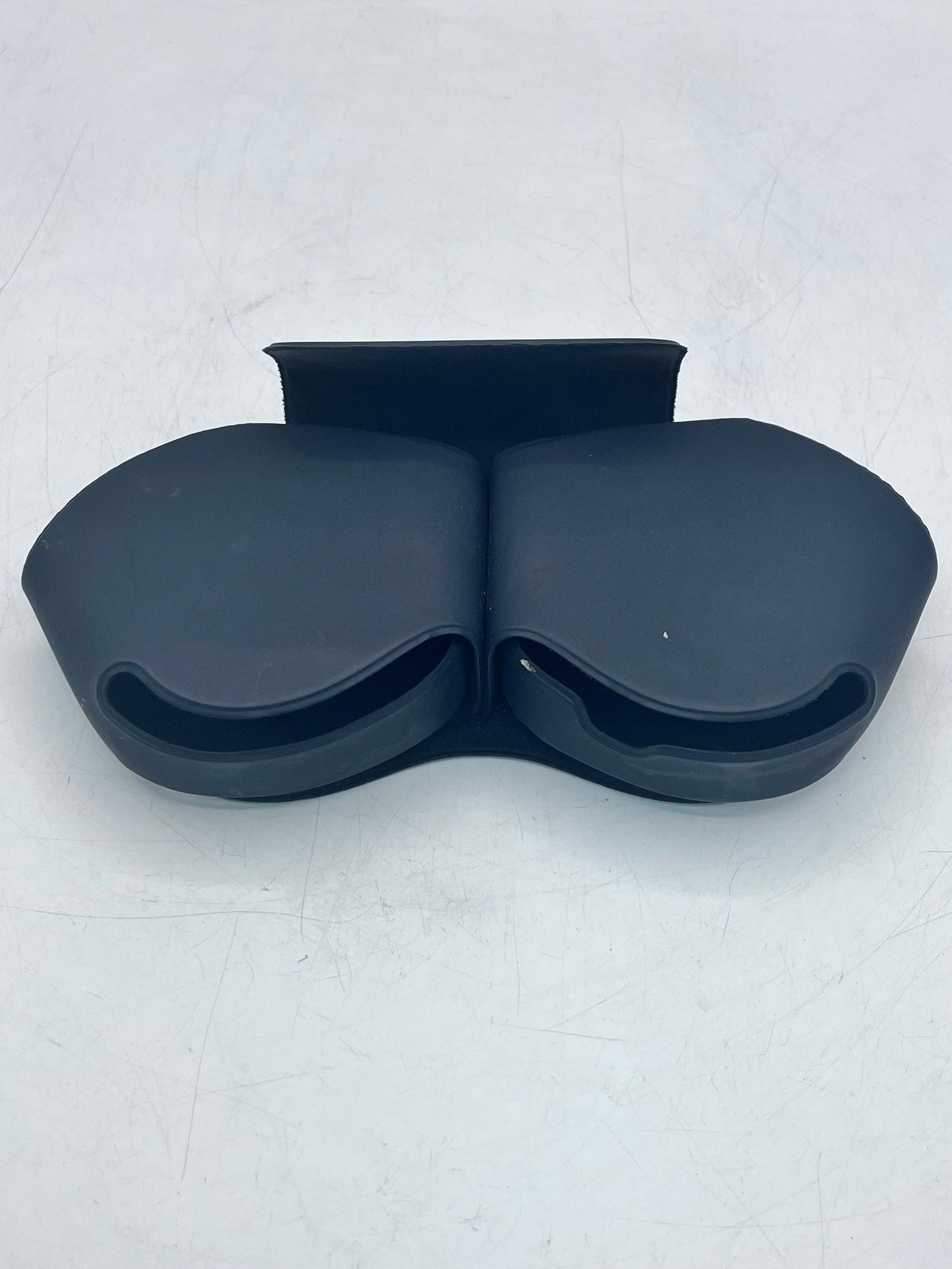 Apple AirPods Max A2096 MGYH3AM/A Over-Ear Headphones with smart case- Space Gray