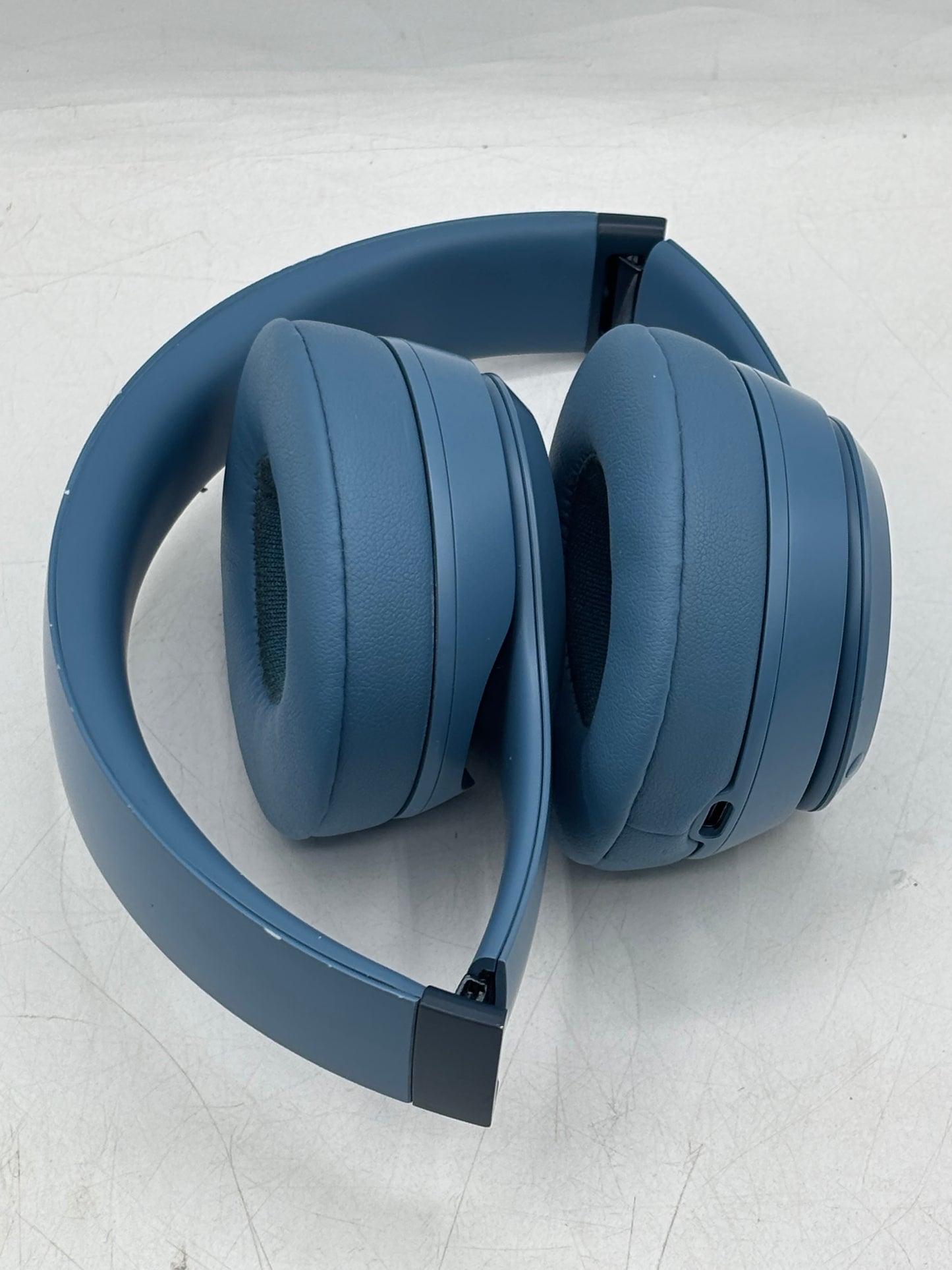 Beats Solo4 A3140 Wireless On-Ear Bluetooth Headphones, Blue Tested Free Shipping