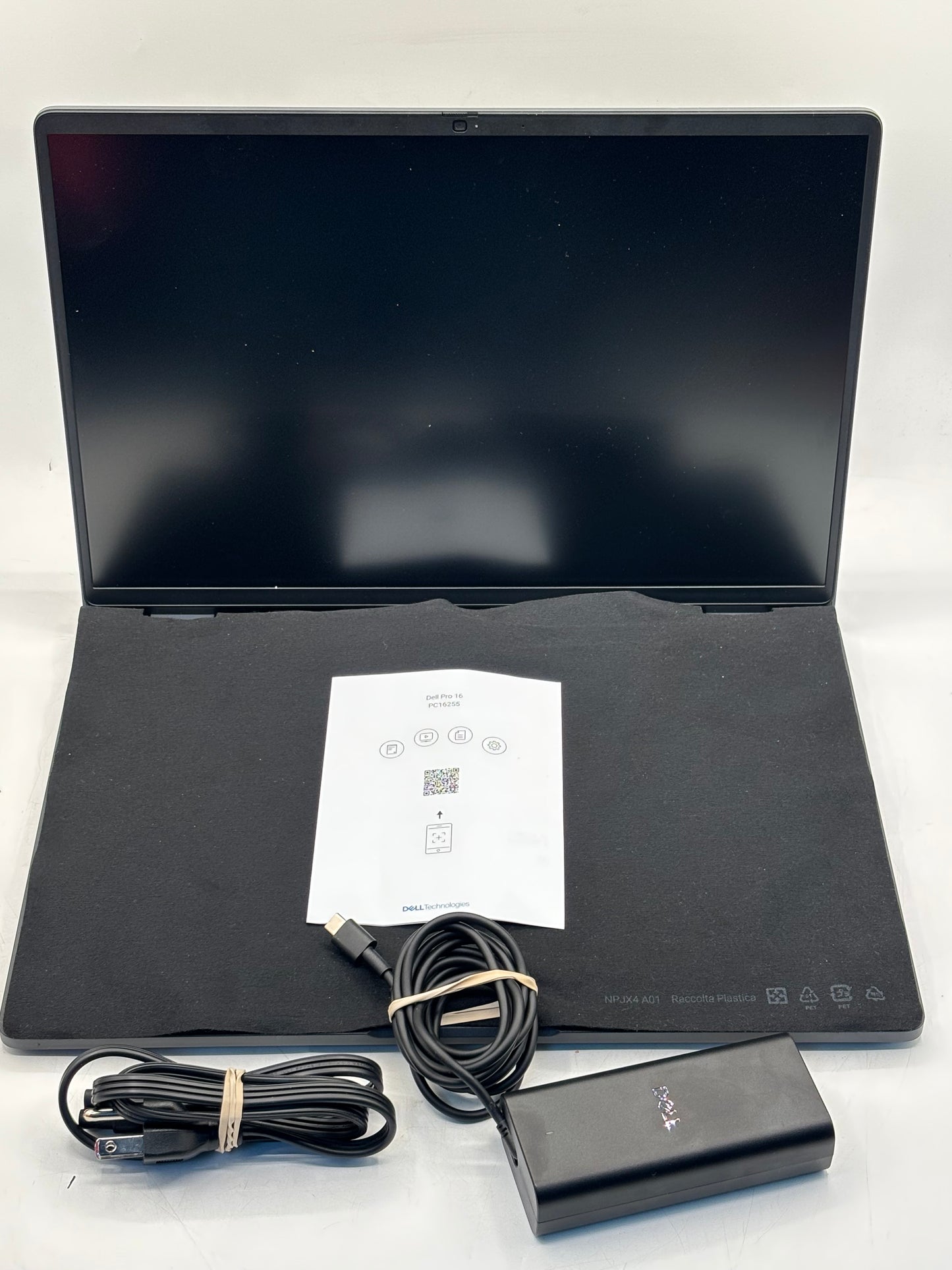 Dell Pro 16 PC16255 AMD Ryzen 5 220 8GB 256GB SSD Black Excellent Condition