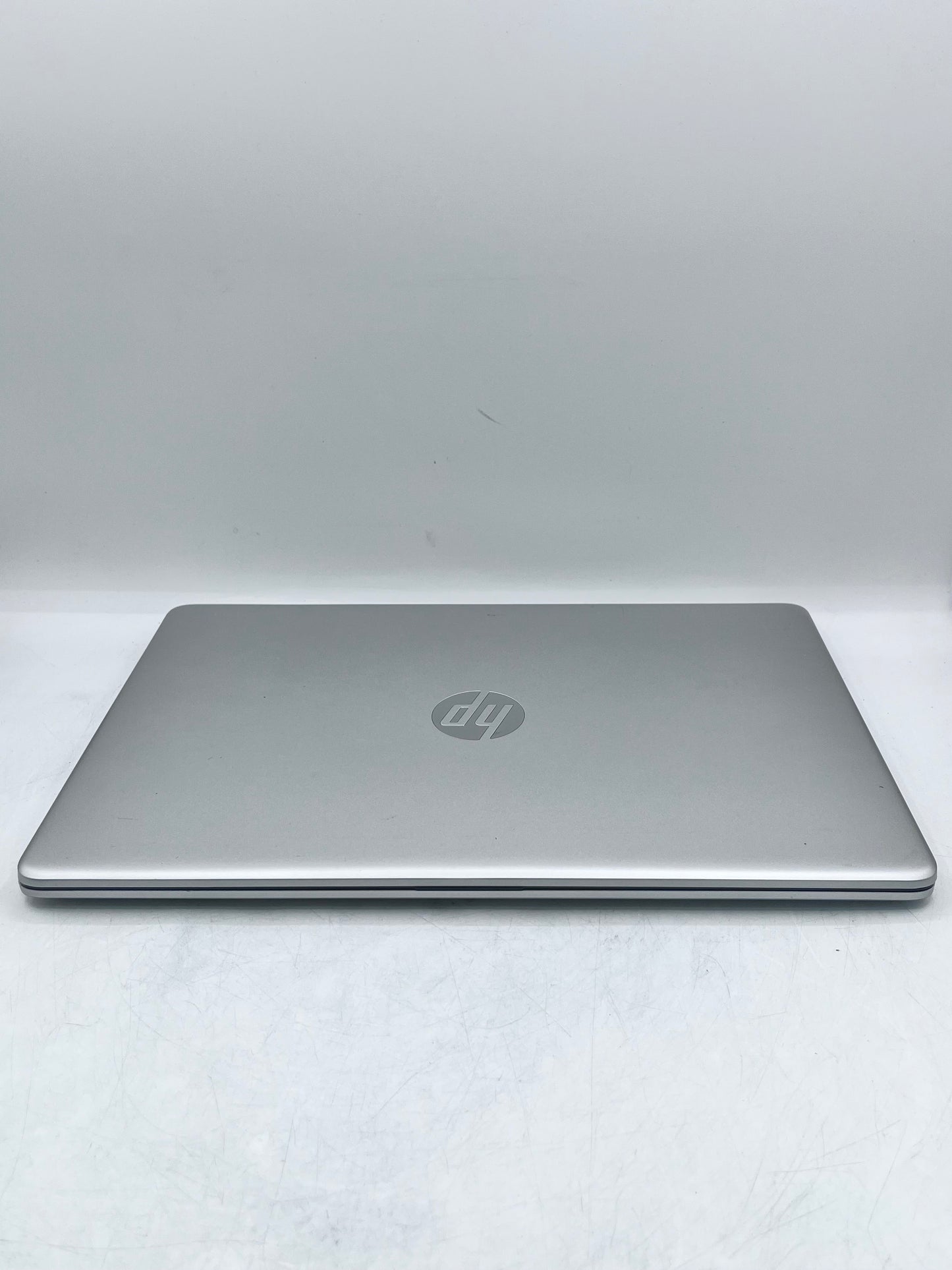 HP 15-DY2702DX Laptop Intel Core i3 8GB 256GB  - Silver