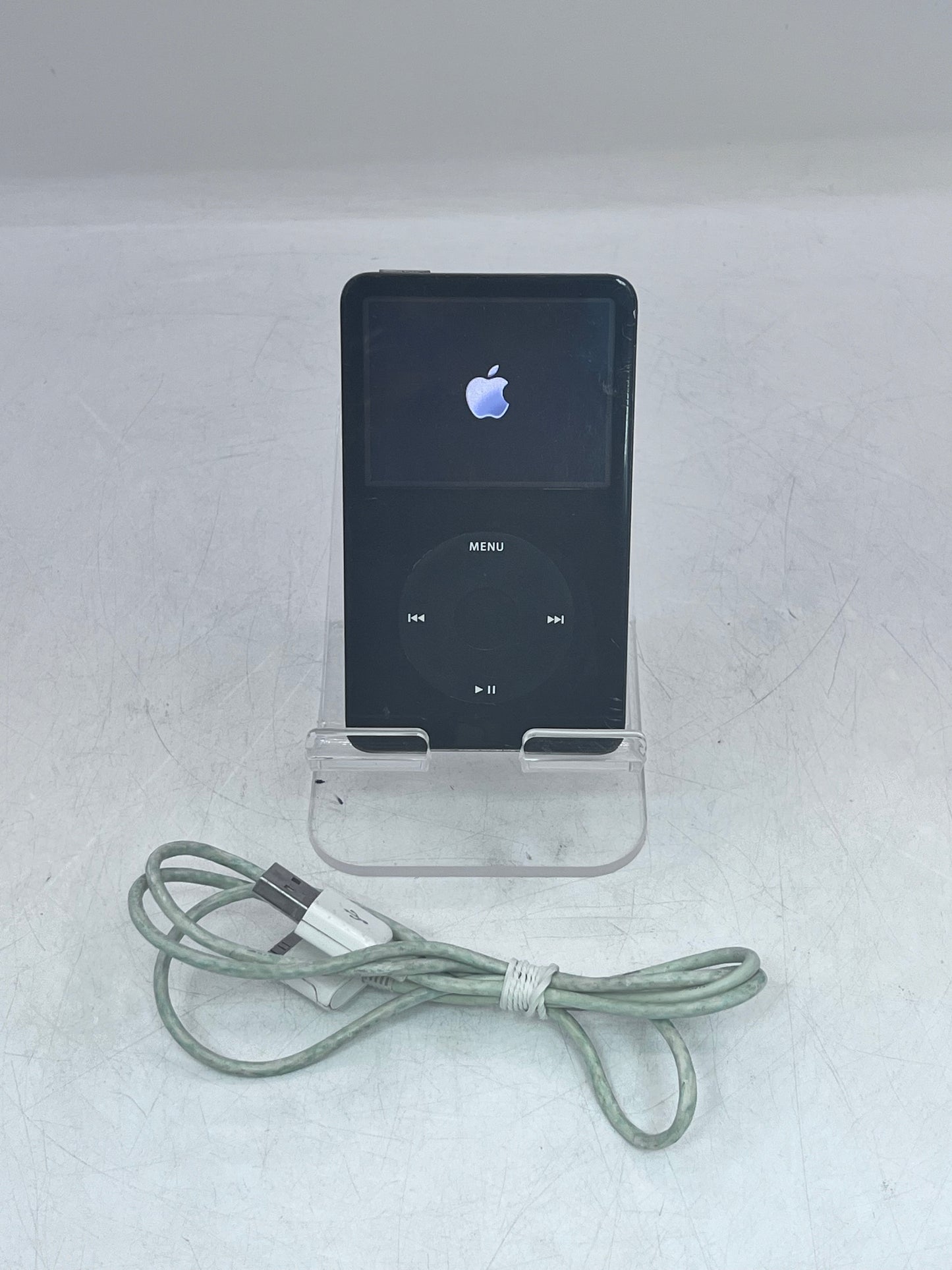 Apple iPod 5th Generation 30GB MP3 Player - Black
