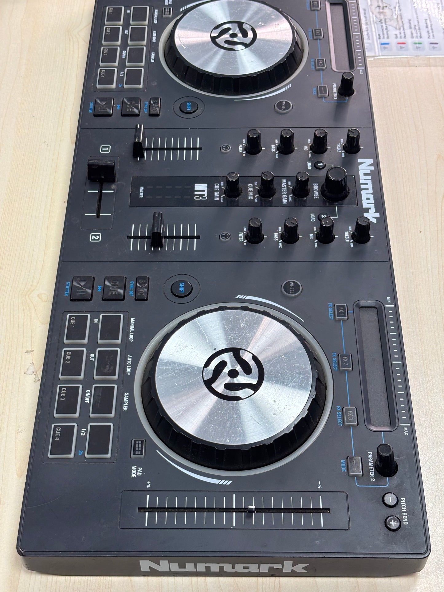 Numark Mixtrack MT3 All-in-One DJ Controller with USB Cable READ