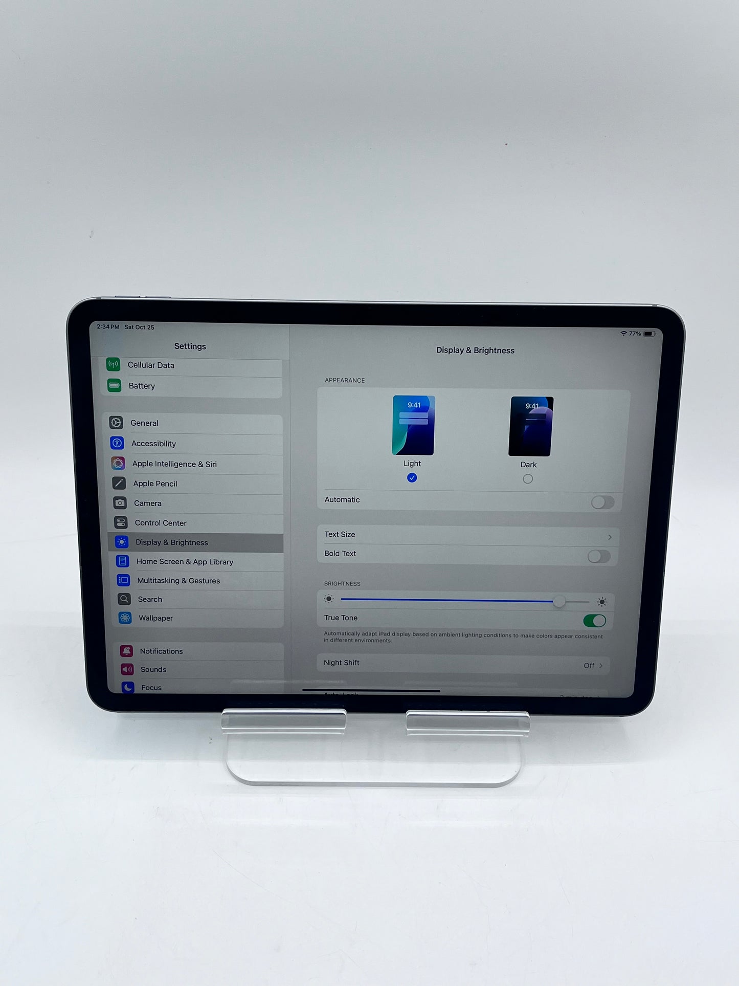Apple iPad Pro A2435 11 inch NP553LL/A A2435 128GB WiFi and Cellular - Space Gray