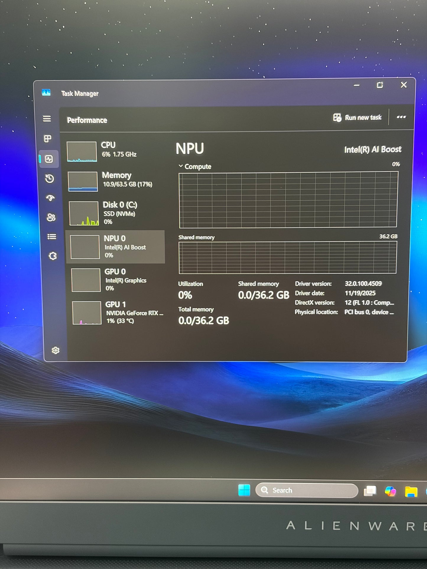Dell Alienware 18 Area 51 Laptop Core U9 275HX 64GB 2TB RTX 5090 Blue