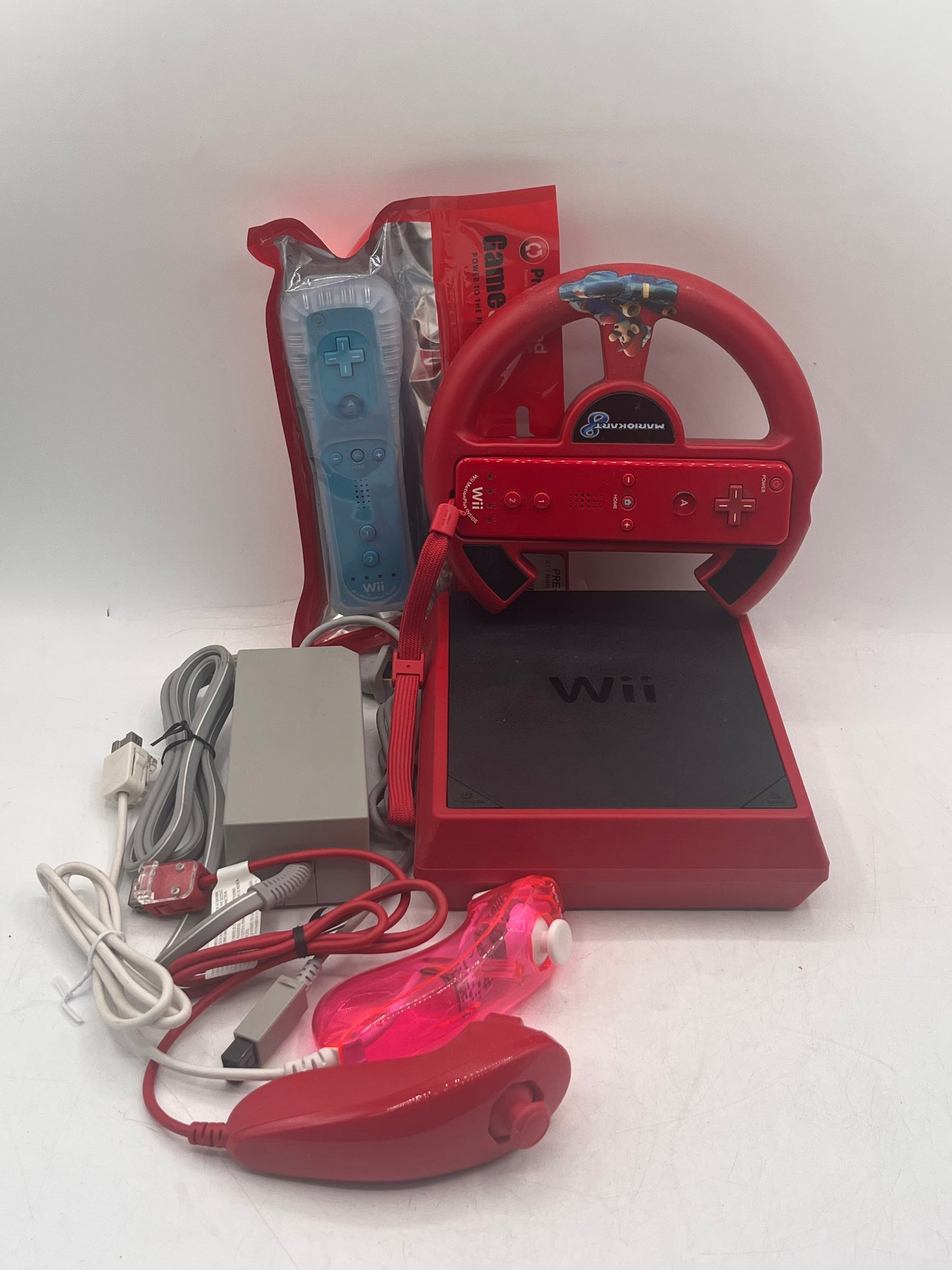Nintendo Wii RVL-201 Video Game System Red