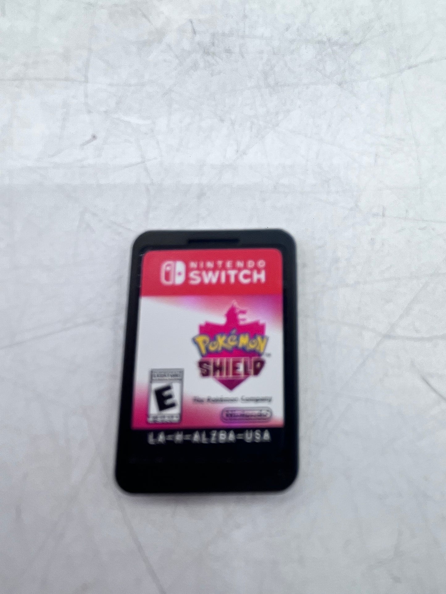 Pokemon Shield - Nintendo Switch - Free Shipping!