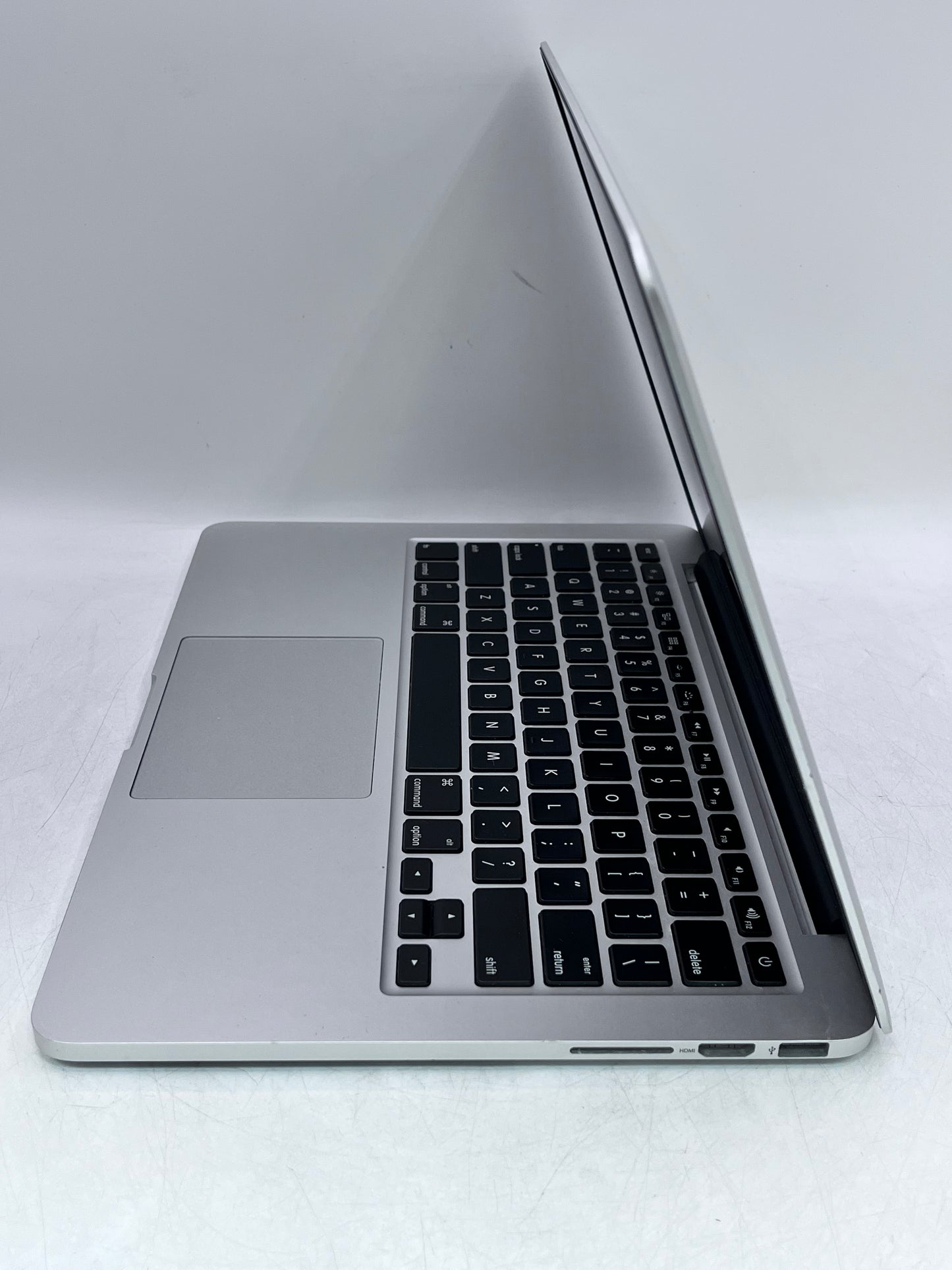 Apple MacBook Pro 13" A1502 2015 Intel Core i5  128GB - Silver READ