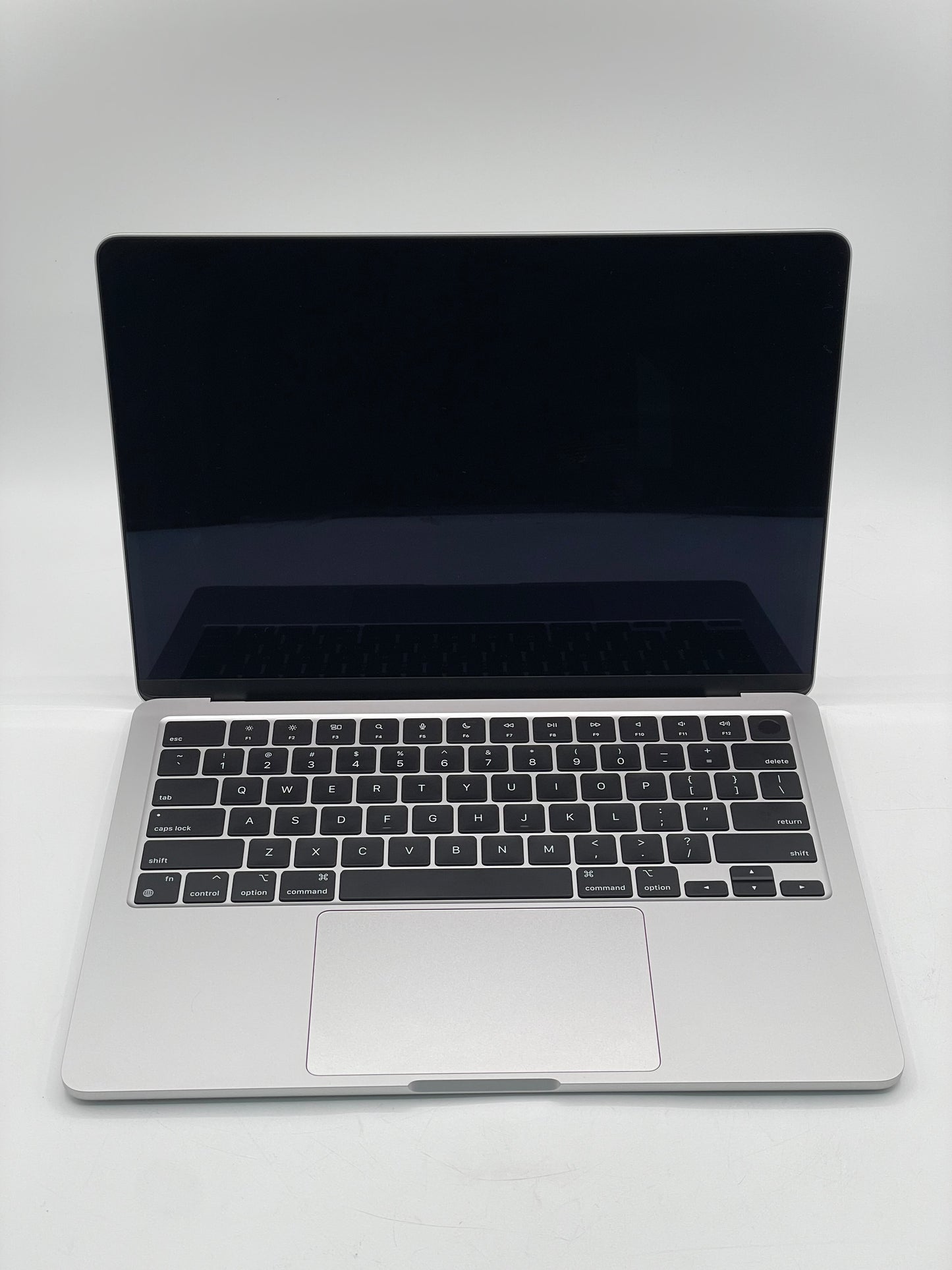 2022 Apple MacBook Air 13.6" M2 8C 8GB 256GB A2681 REMOTELY MANAGED