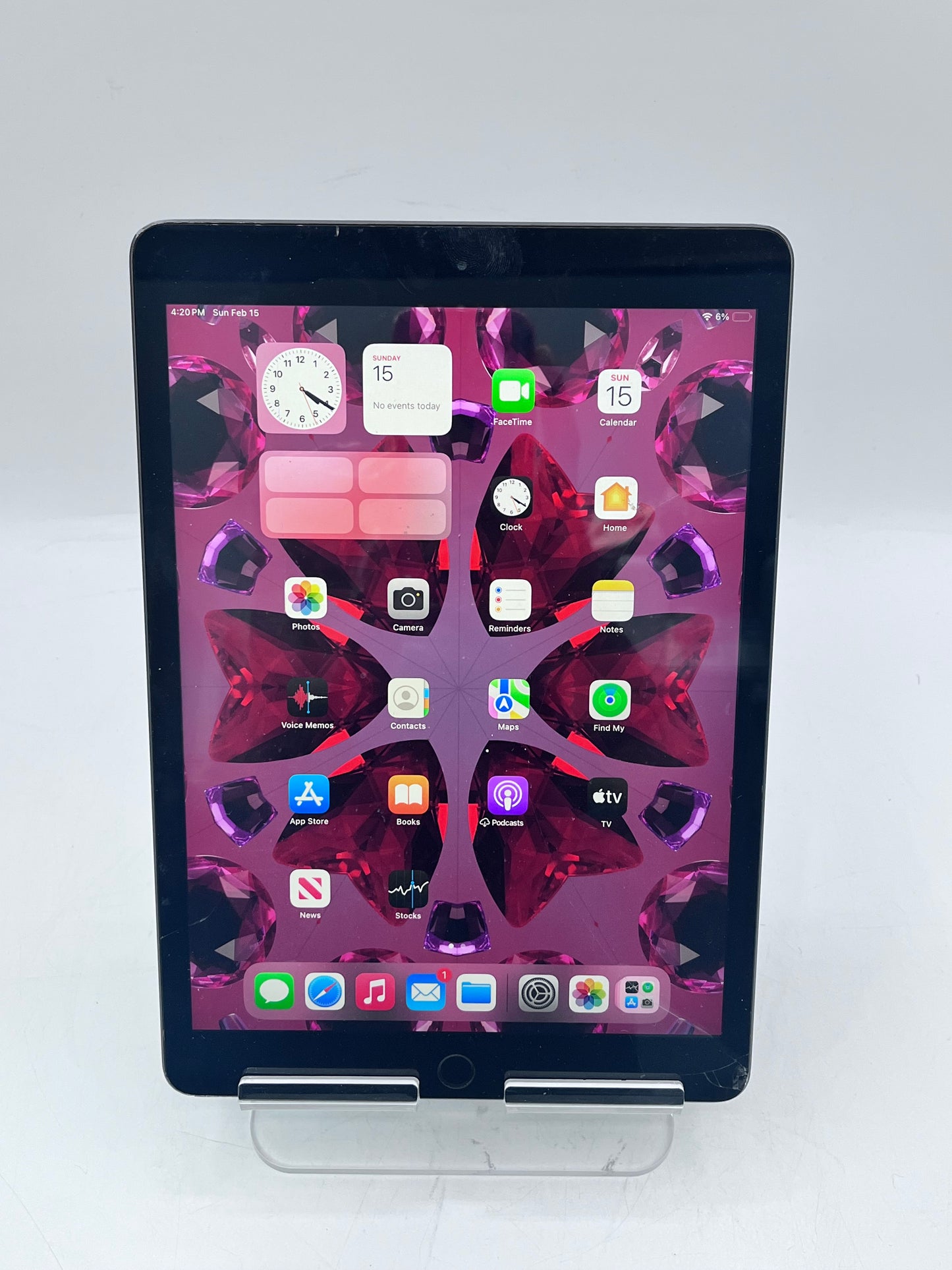 Apple iPad 8th Gen 32GB Wi-Fi Only A2270 MYL92LL/A Space Gray