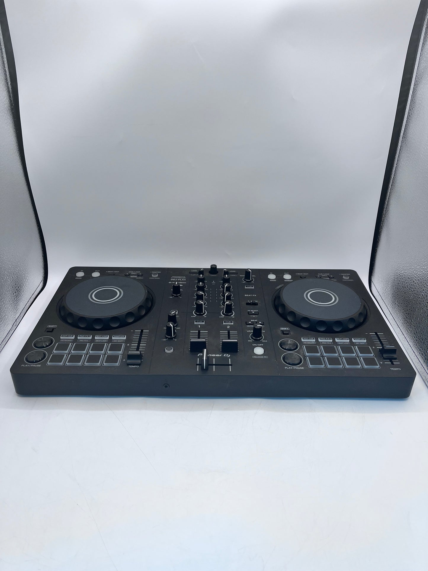Pioneer DJ DDJ-FLX4 DJ Controller Black