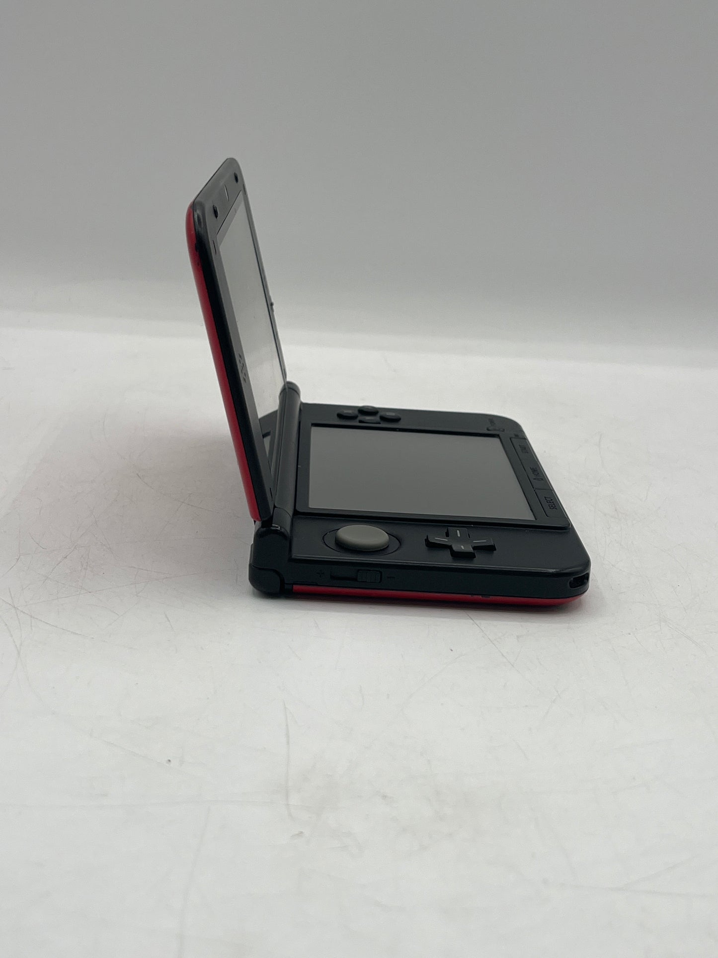 Nintendo 3DS XL Handheld Game Console SPR-001 Red/Black With Charger Stylus