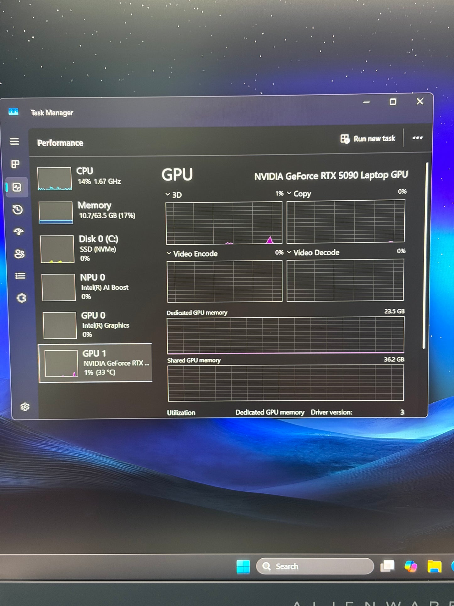Dell Alienware 18 Area 51 Laptop Core U9 275HX 64GB 2TB RTX 5090 Blue