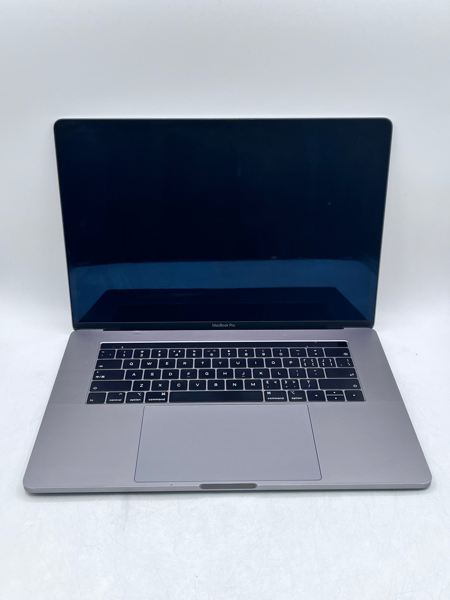 Apple MacBook Pro 15" A1990 (2018) Intel i7 16GB 512GB - Silver READ