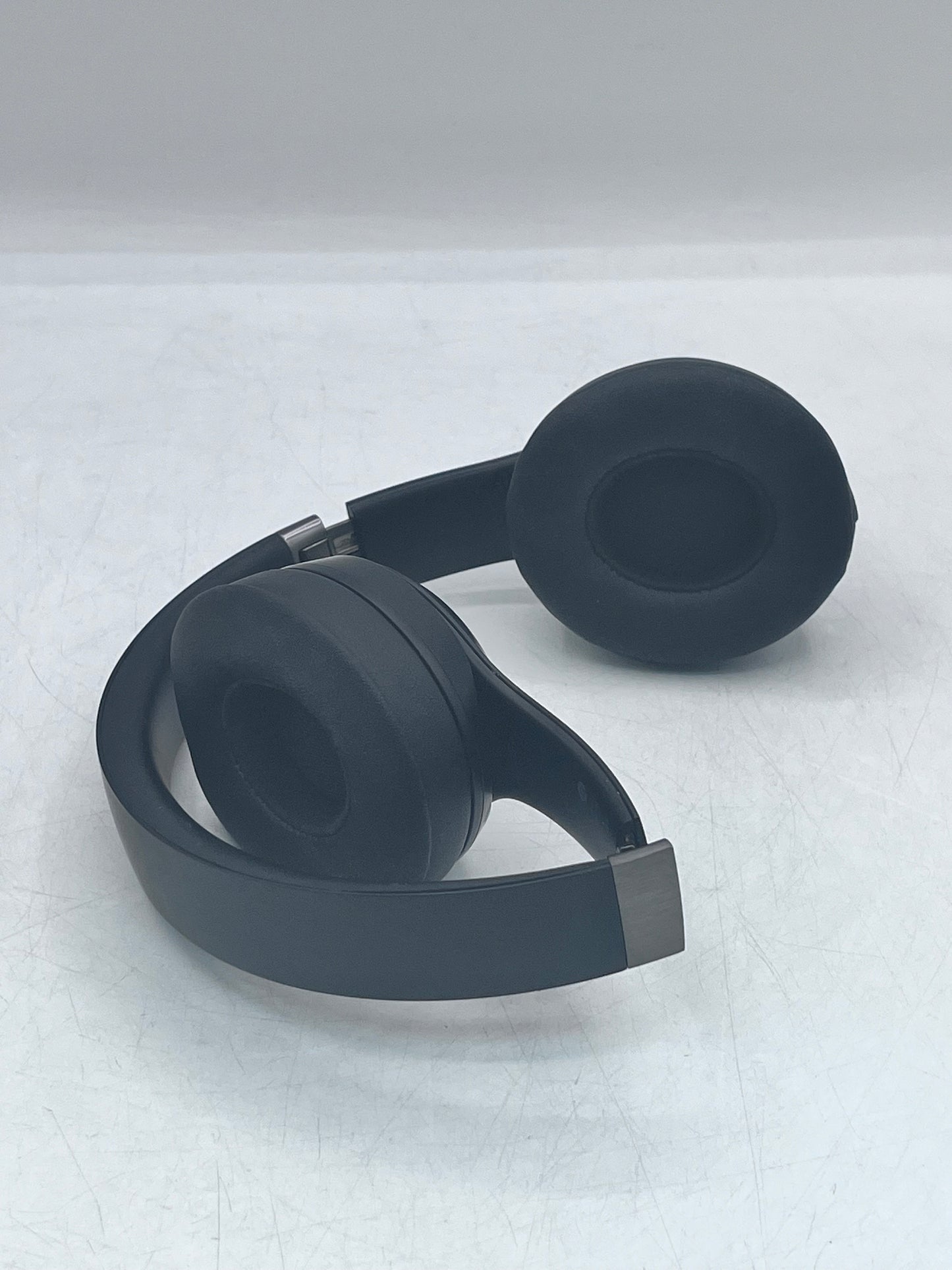 Beats Solo 4 Wireless Headphones MX442LL/A - Black