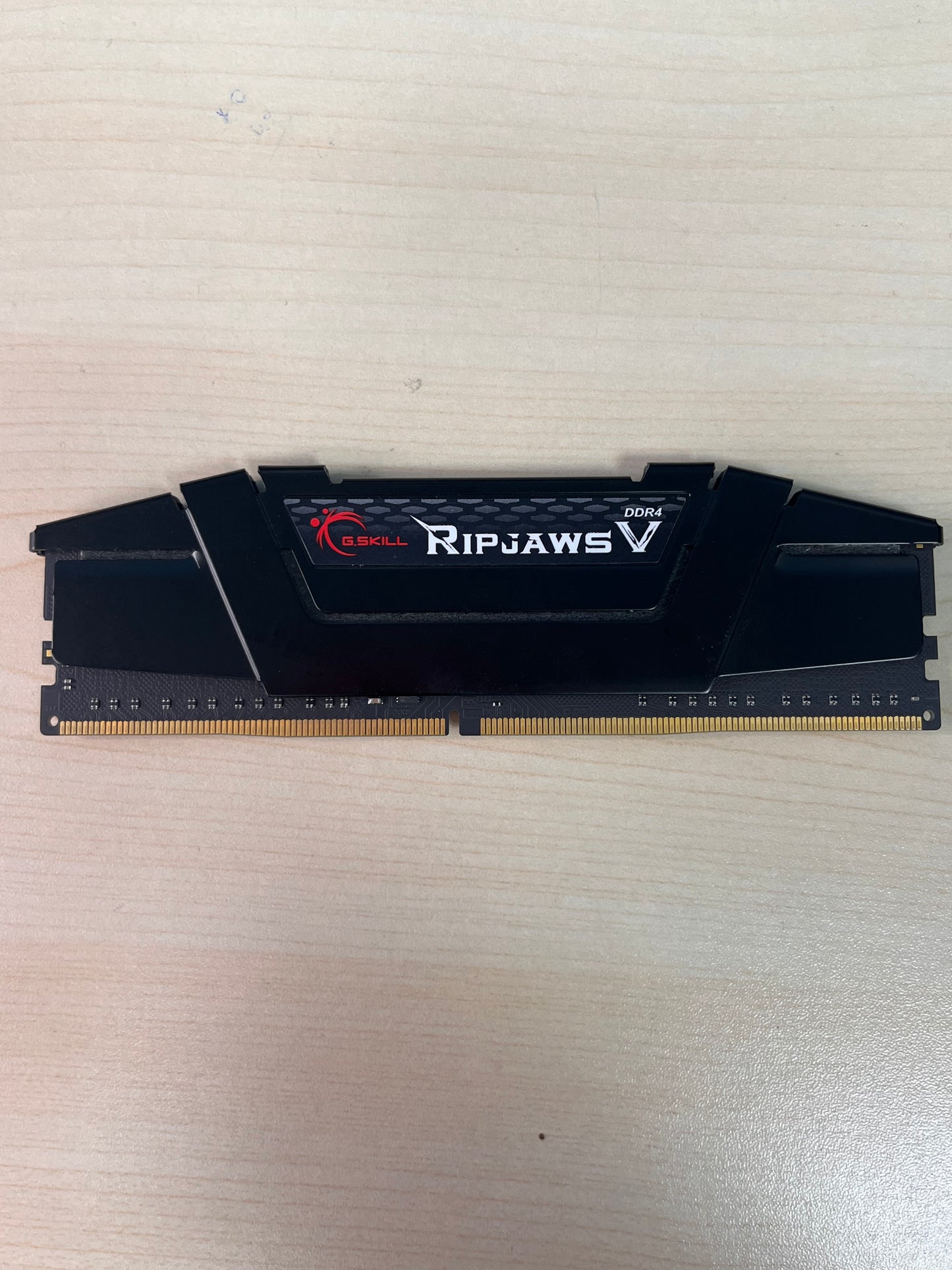 G.SKILL Ripjaws V Series 8GB DDR4-3600 Memory Module F4-3600C16D-16GVKC Black