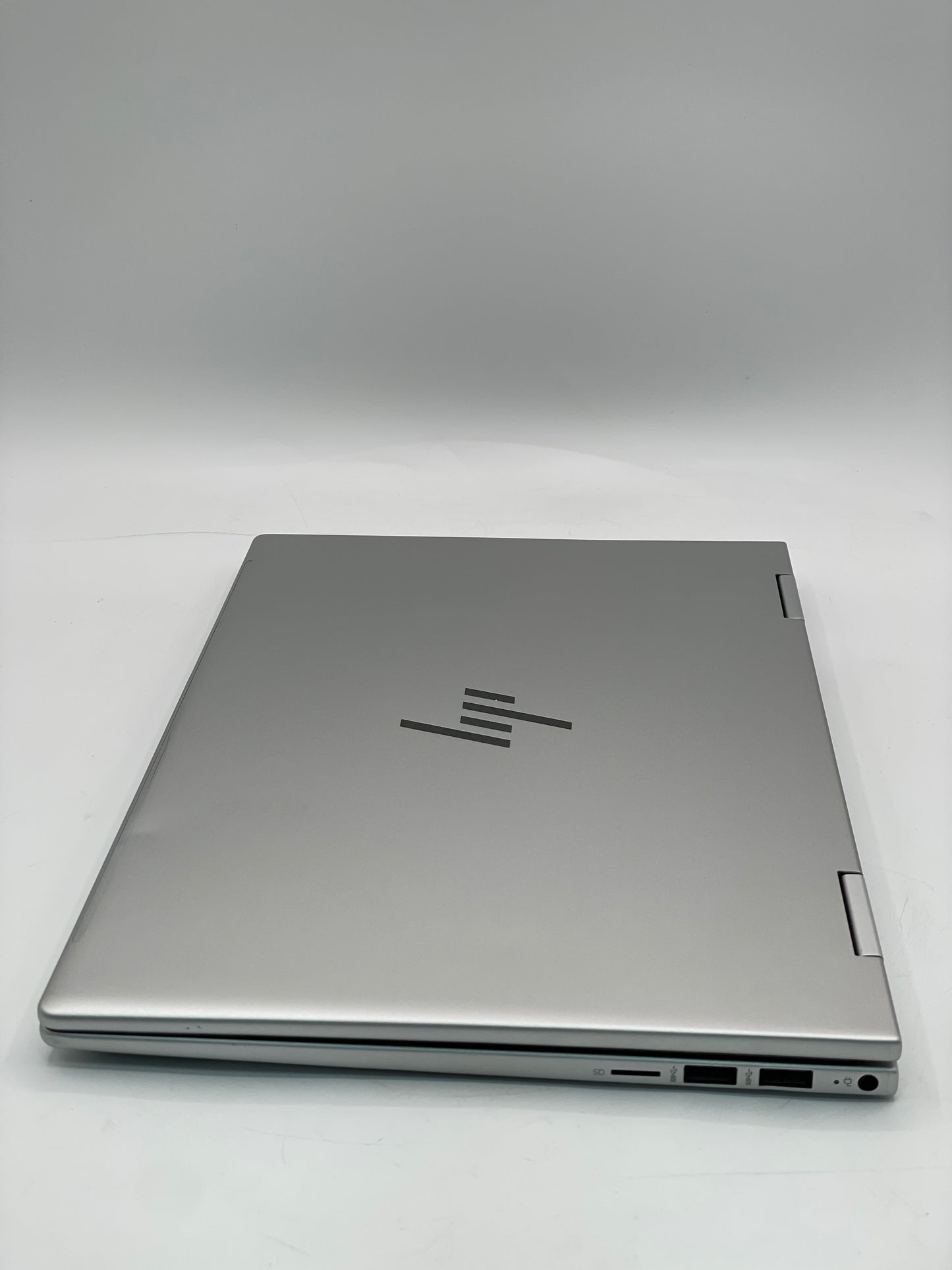 HP Envy x360 2-in-1 Laptop 14-es0013dx 14" i5-1335U 1.3GHz 8GB RAM 256GB SSD